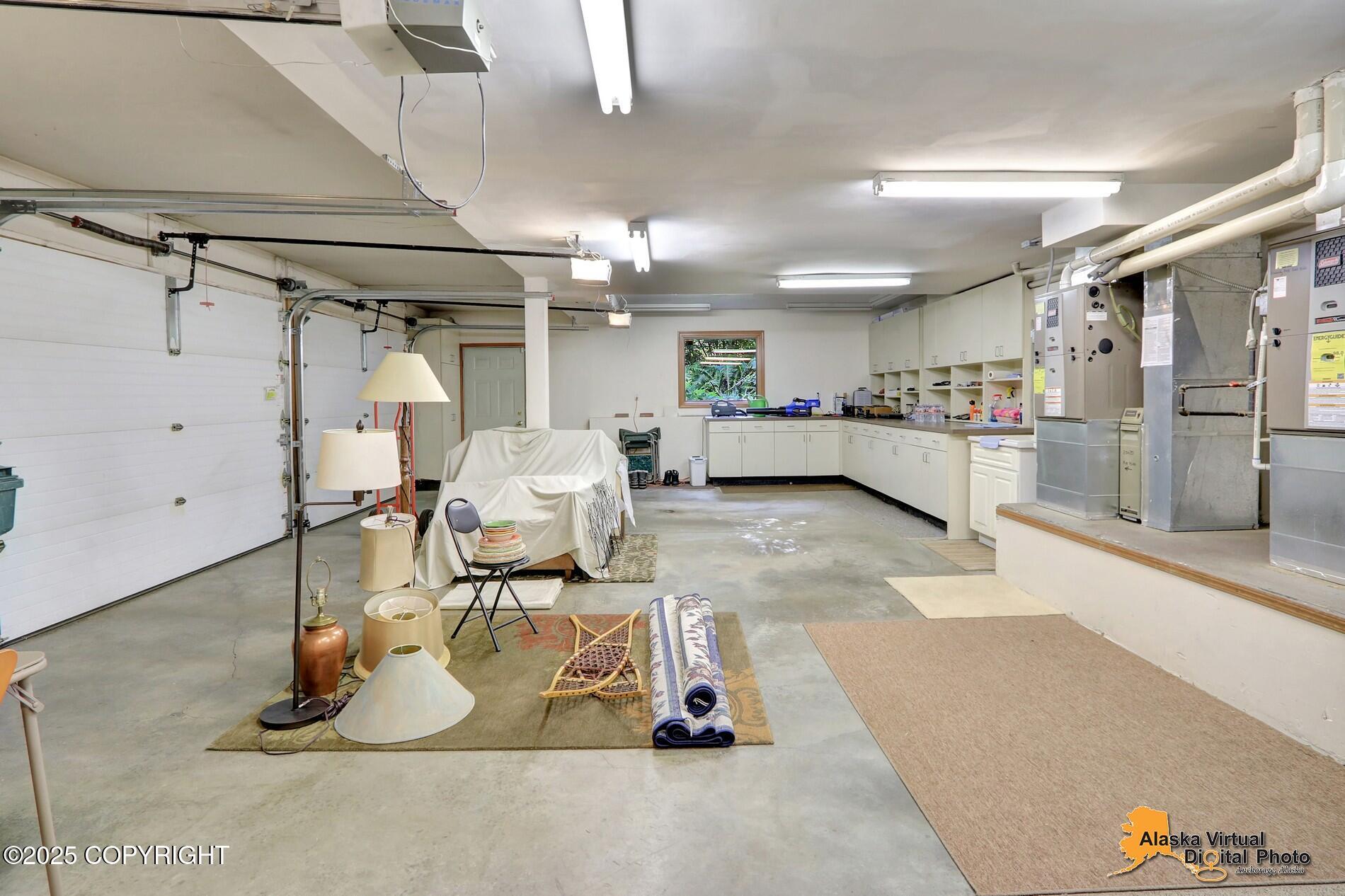 Anchorage, Alaska, 99504, United States, 6 Bedrooms Bedrooms, ,5 BathroomsBathrooms,Residential,Active,1926712