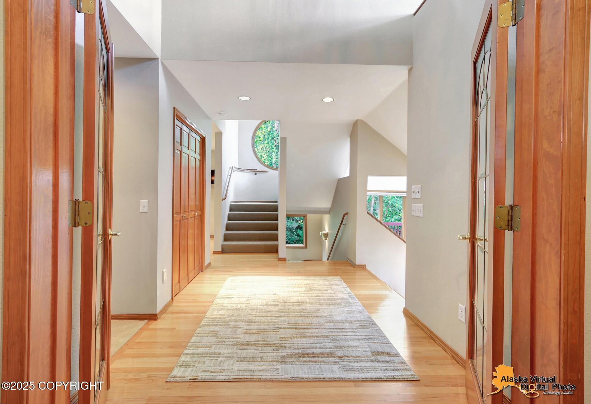 Anchorage, Alaska, 99504, United States, 6 Bedrooms Bedrooms, ,5 BathroomsBathrooms,Residential,Active,1926712