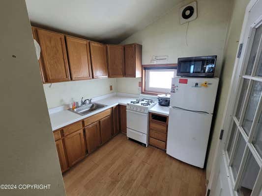 6584 TRANSIT ST, BARROW, AK 99723 - Image 1