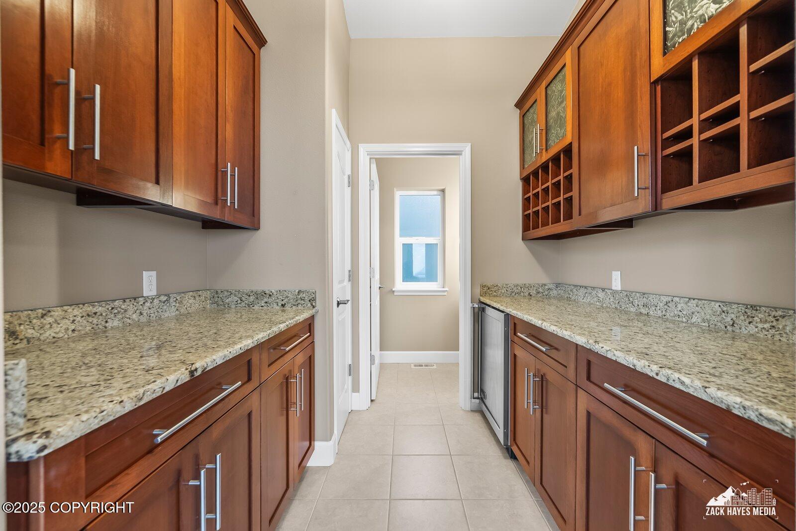 Anchorage, Alaska, 99507, United States, 4 Bedrooms Bedrooms, ,4 BathroomsBathrooms,Residential,Active,1965789