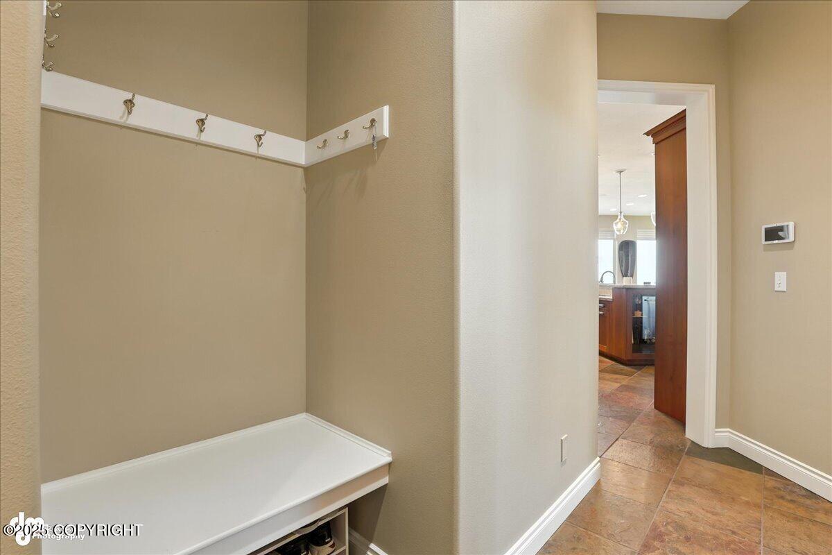 Anchorage, Alaska, 99516, United States, 6 Bedrooms Bedrooms, ,5 BathroomsBathrooms,Residential,Active,1914593