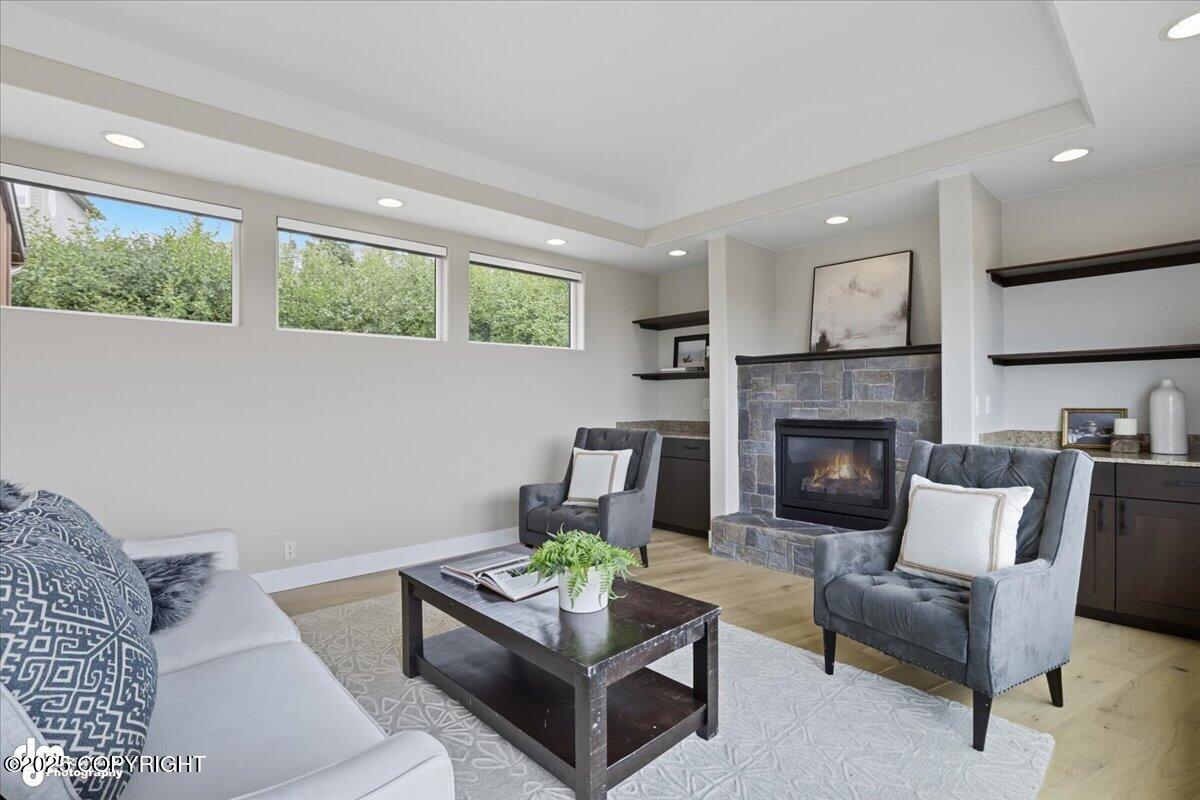 Anchorage, Alaska, 99516, United States, 4 Bedrooms Bedrooms, ,4 BathroomsBathrooms,Residential,Active,1941353