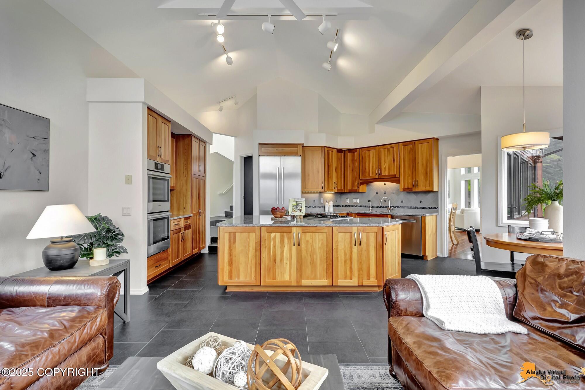 Anchorage, Alaska, 99516, United States, 3 Bedrooms Bedrooms, ,4 BathroomsBathrooms,Residential,Active,1936614