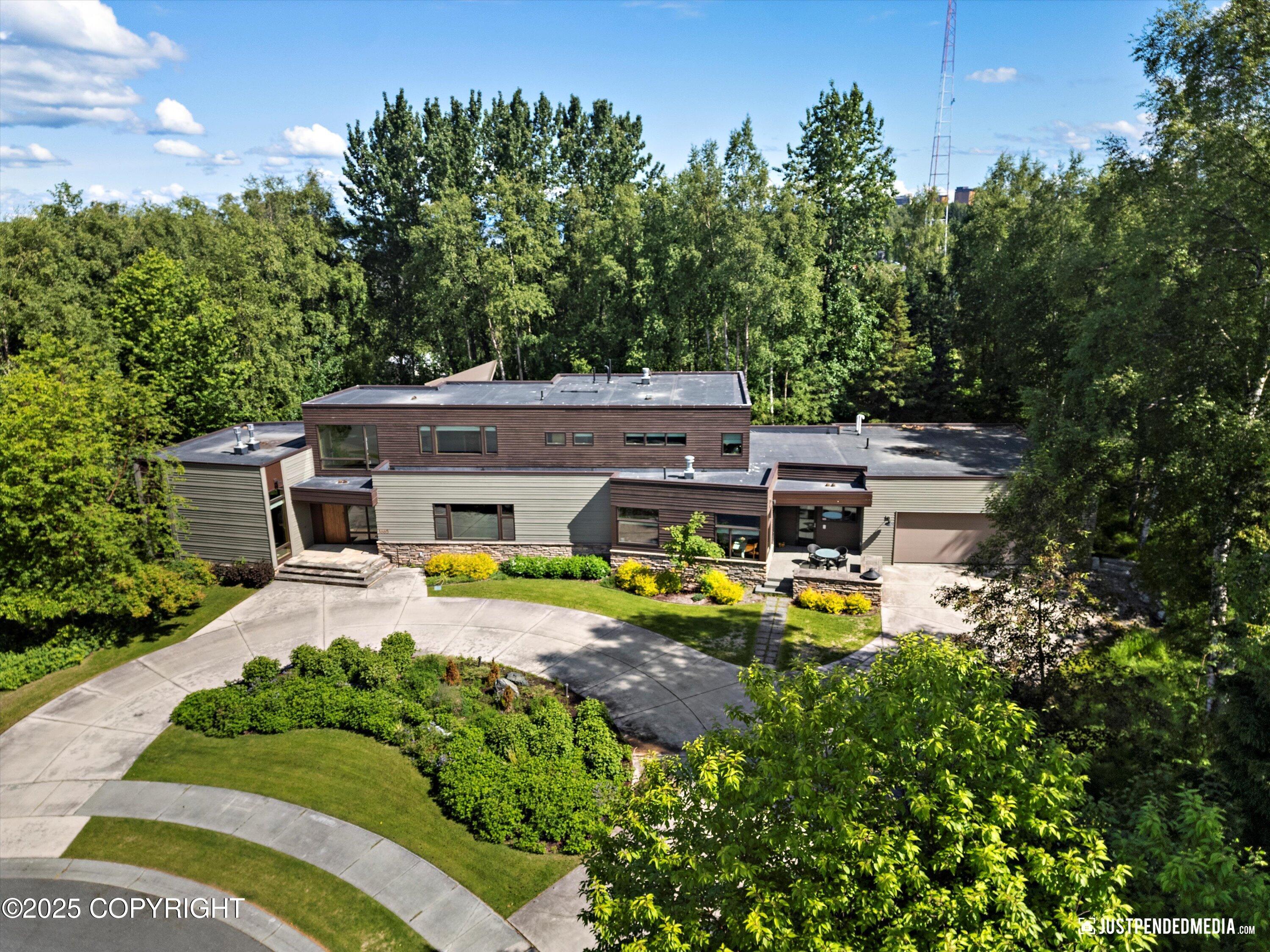 Anchorage, Alaska, 99517, United States, 3 Bedrooms Bedrooms, ,5 BathroomsBathrooms,Residential,Active,1849181