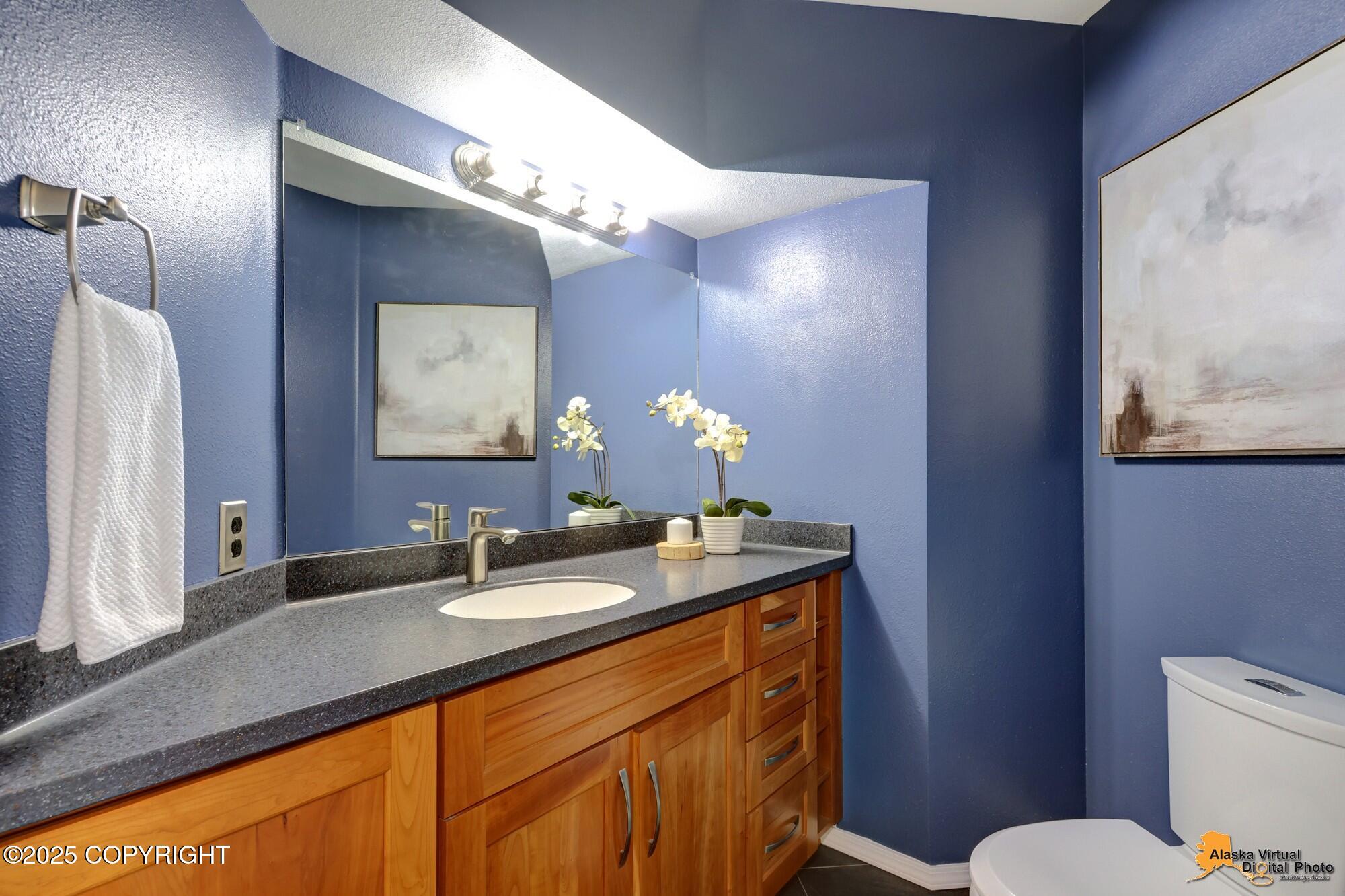 Anchorage, Alaska, 99516, United States, 3 Bedrooms Bedrooms, ,4 BathroomsBathrooms,Residential,Active,1936614