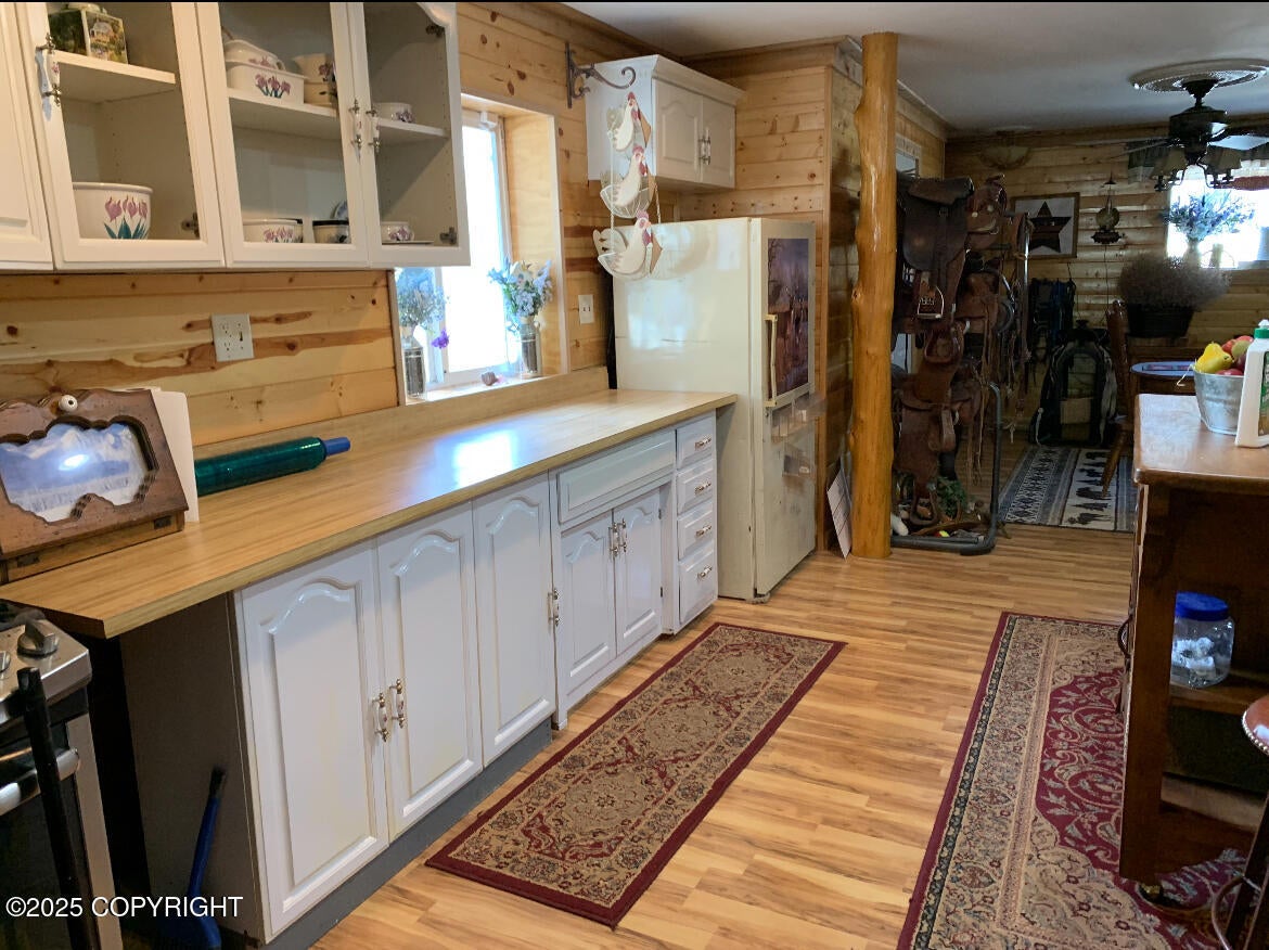 Wasilla, Alaska, 99654, United States, 7 Bedrooms Bedrooms, ,6 BathroomsBathrooms,Residential,Active,1849198