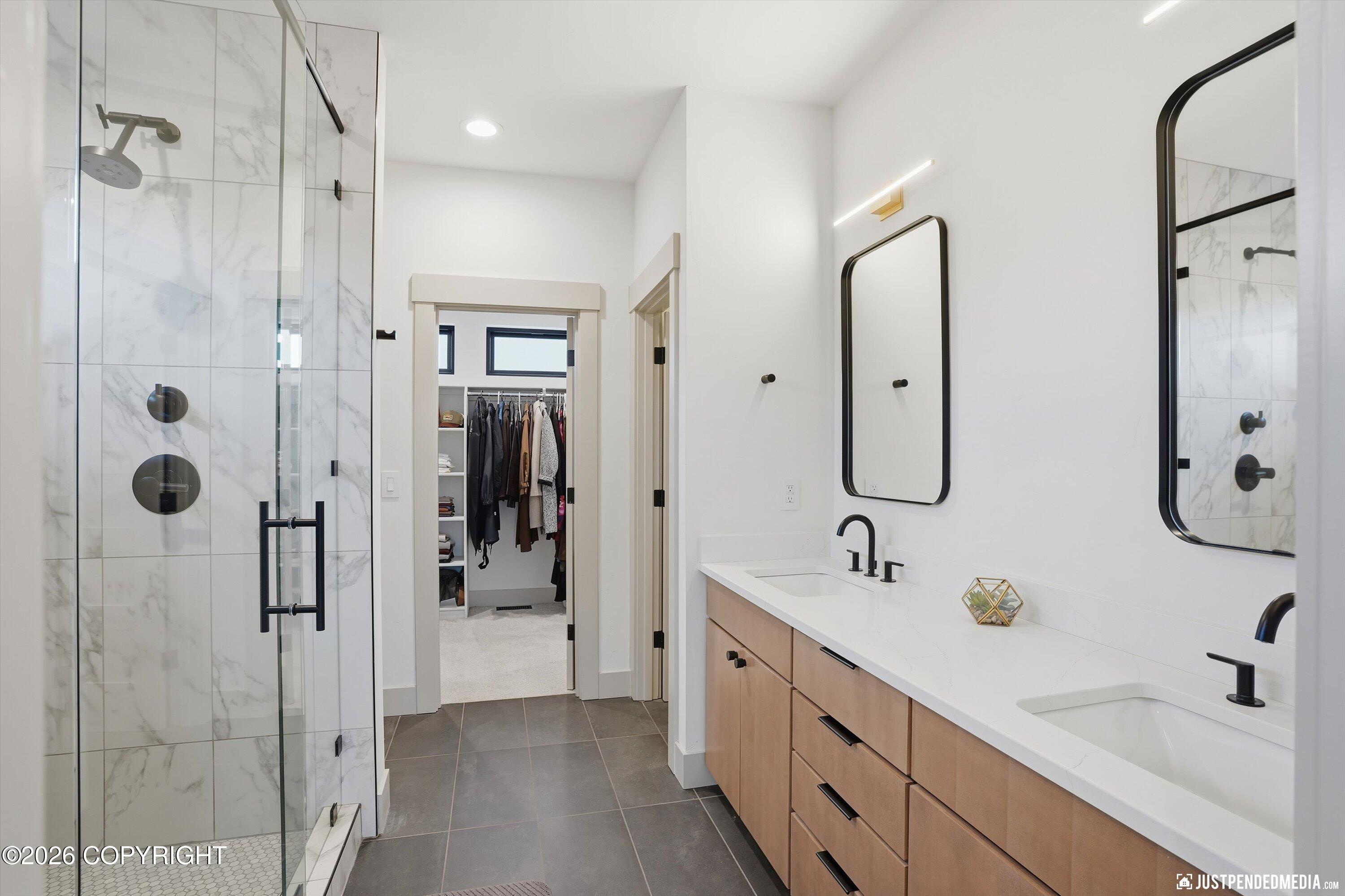 Anchorage, Alaska, 99516, United States, 4 Bedrooms Bedrooms, ,6 BathroomsBathrooms,Residential,Active,2011878