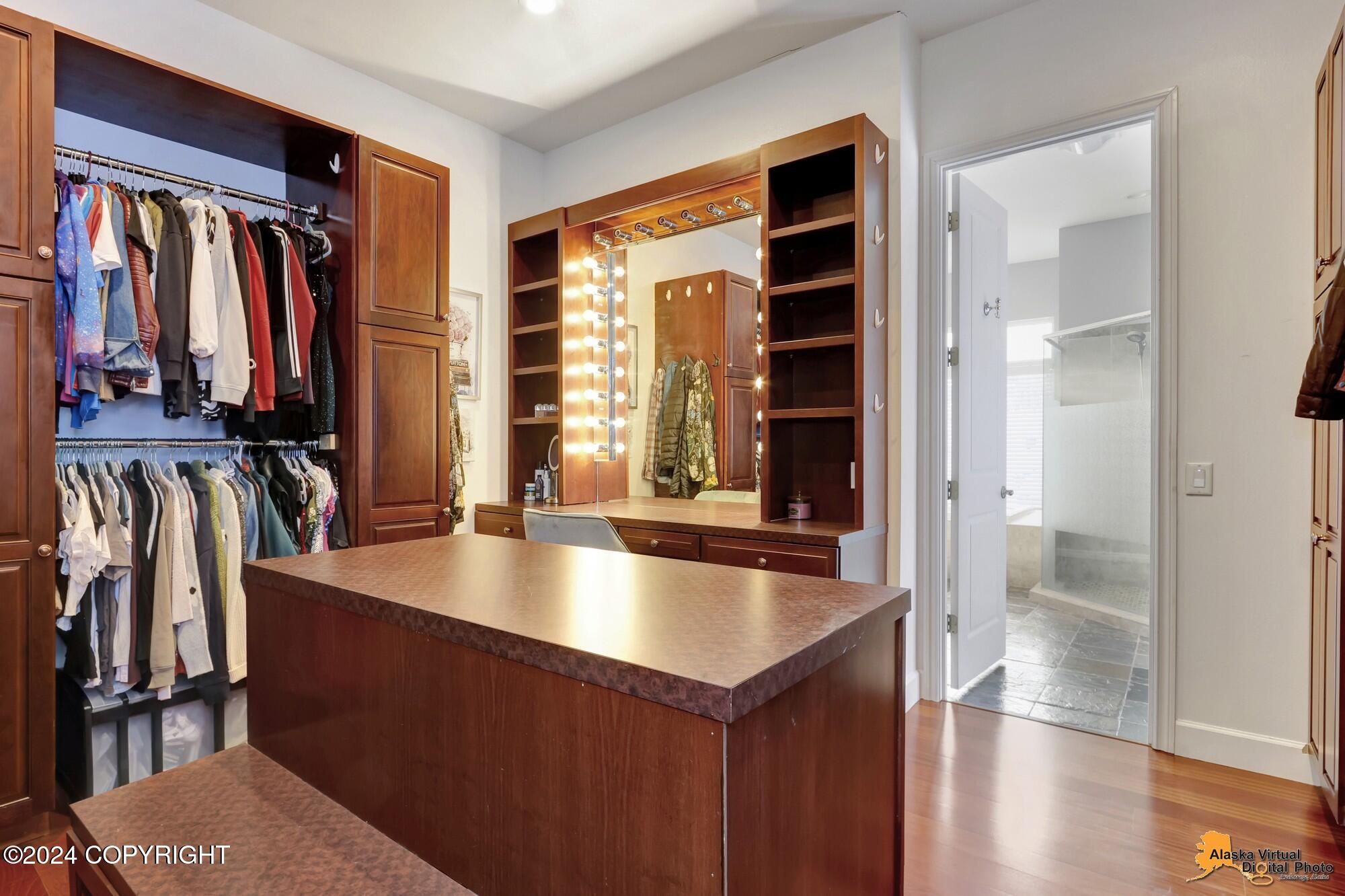 Anchorage, Alaska, 99502, United States, 4 Bedrooms Bedrooms, ,6 BathroomsBathrooms,Residential,Active,1849193