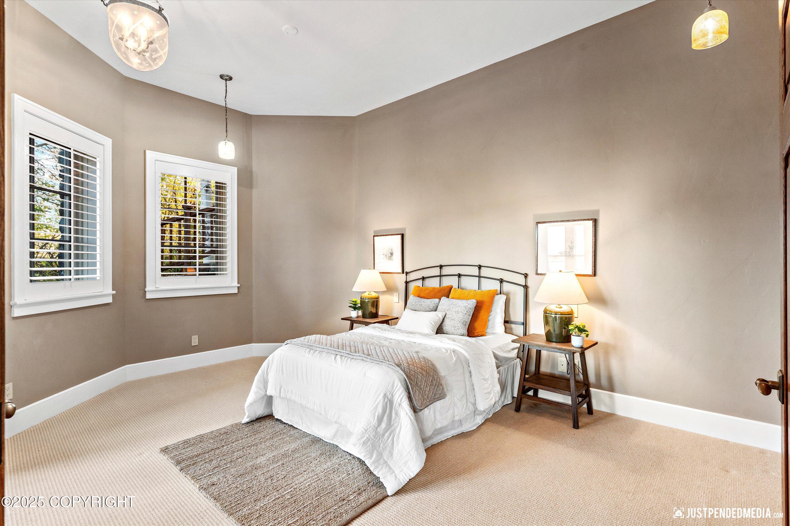 Anchorage, Alaska, 99502, United States, 5 Bedrooms Bedrooms, ,8 BathroomsBathrooms,Residential,Active,1964267