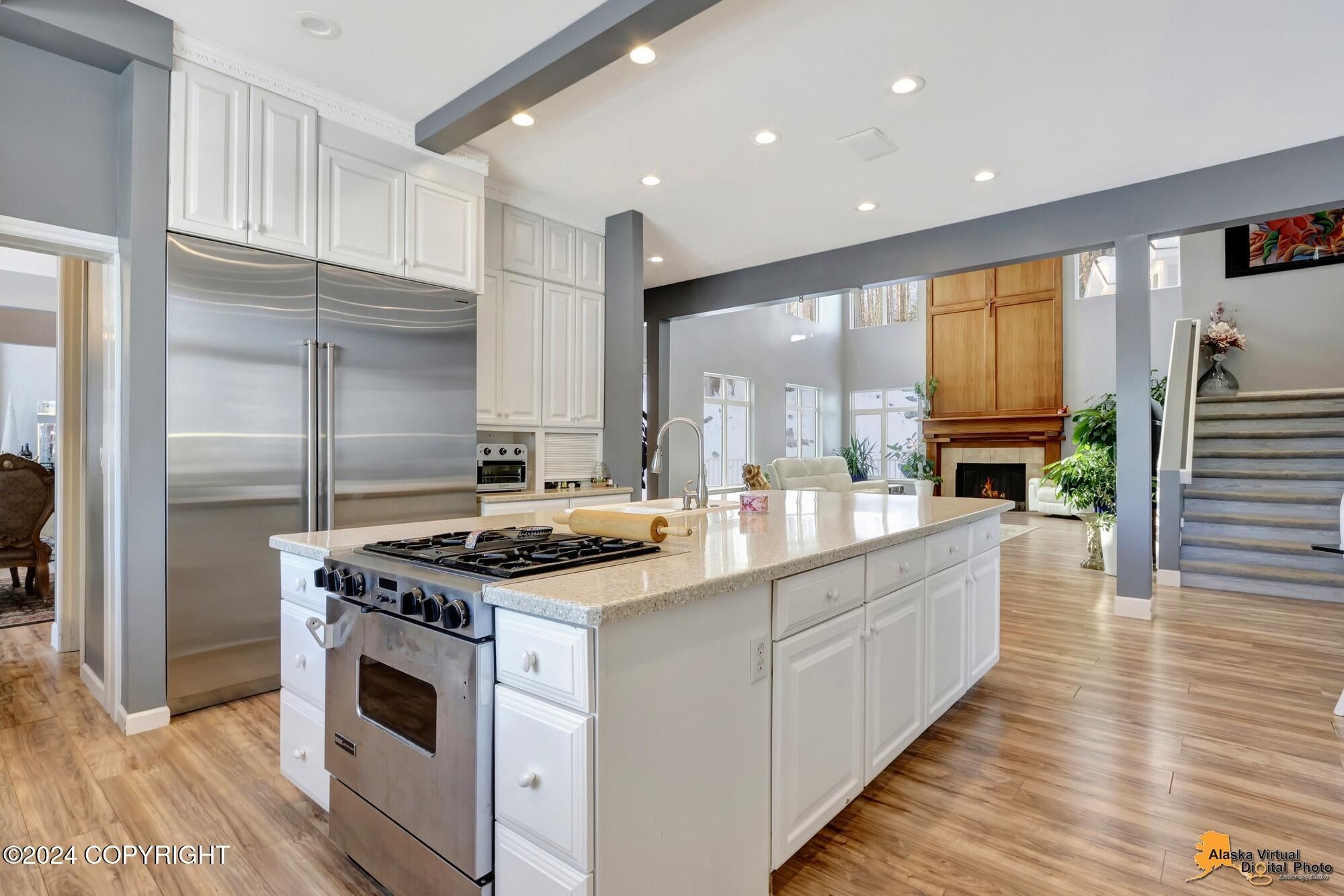 Anchorage, Alaska, 99502, United States, 4 Bedrooms Bedrooms, ,6 BathroomsBathrooms,Residential,Active,1849193