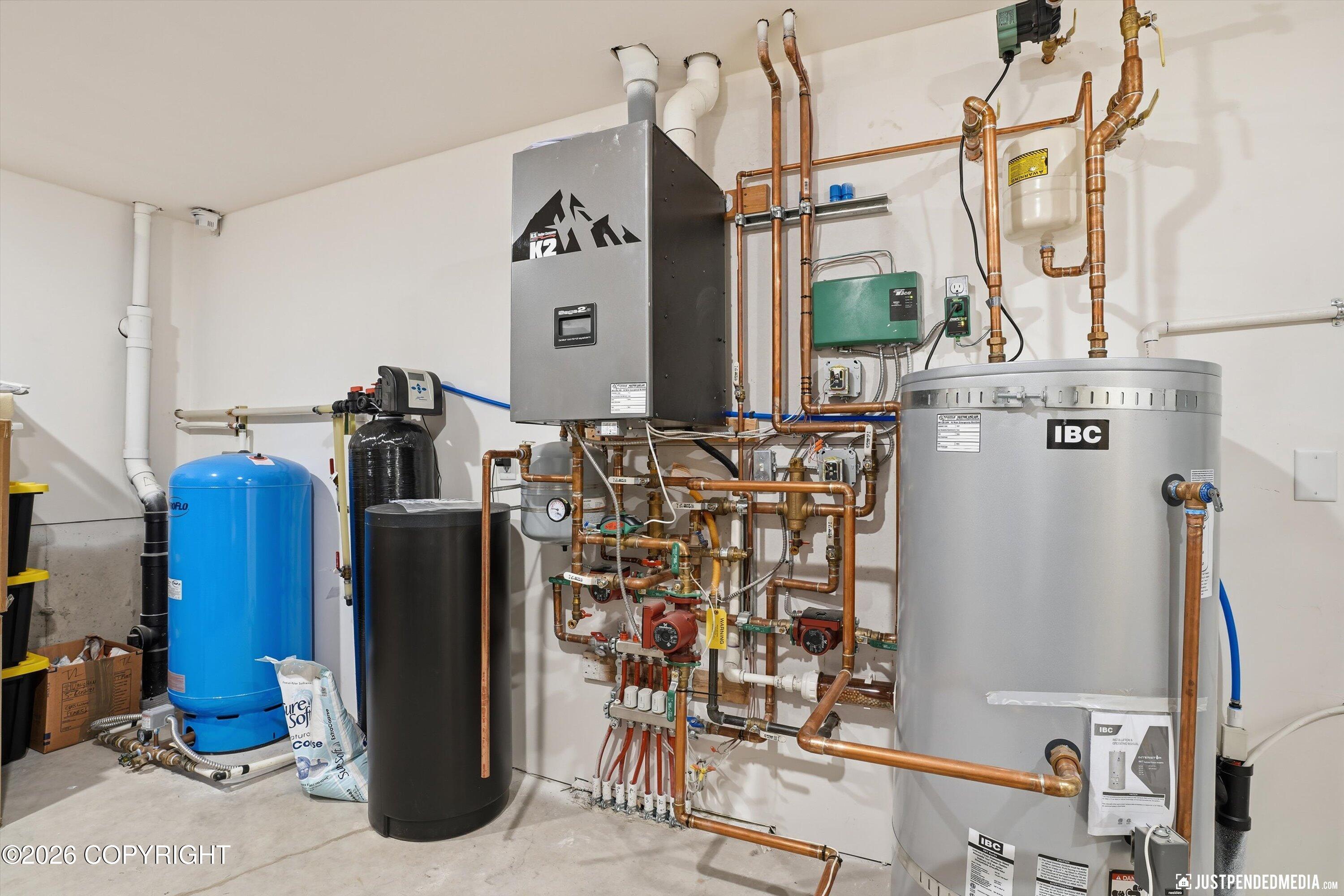 Anchorage, Alaska, 99516, United States, 4 Bedrooms Bedrooms, ,6 BathroomsBathrooms,Residential,Active,2011878