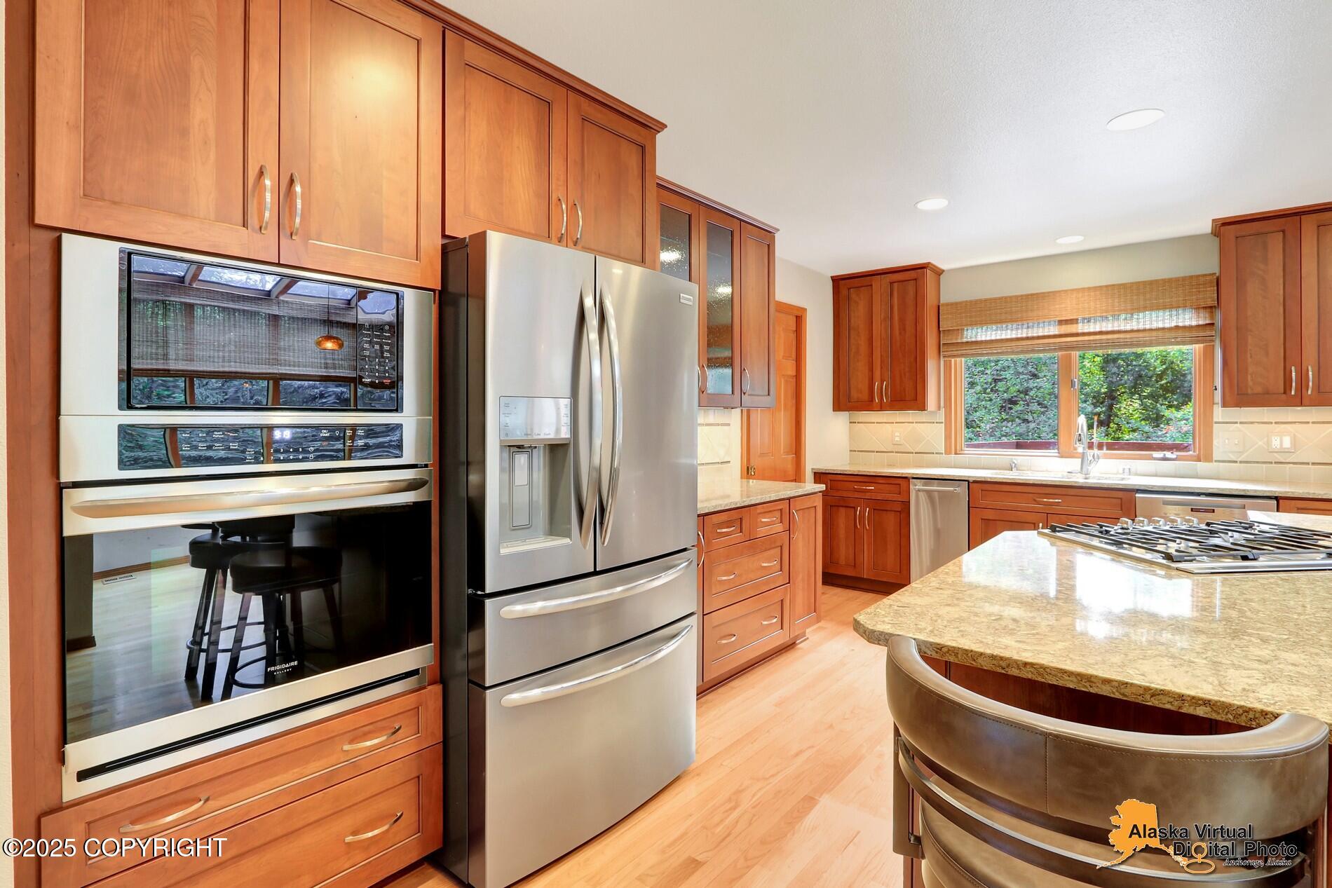 Anchorage, Alaska, 99504, United States, 6 Bedrooms Bedrooms, ,5 BathroomsBathrooms,Residential,Active,1926712