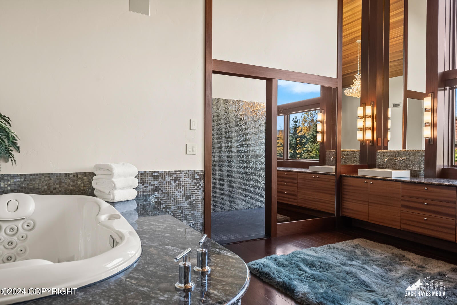 Anchorage, Alaska, 99516, United States, 4 Bedrooms Bedrooms, ,7 BathroomsBathrooms,Residential,Active,1849221