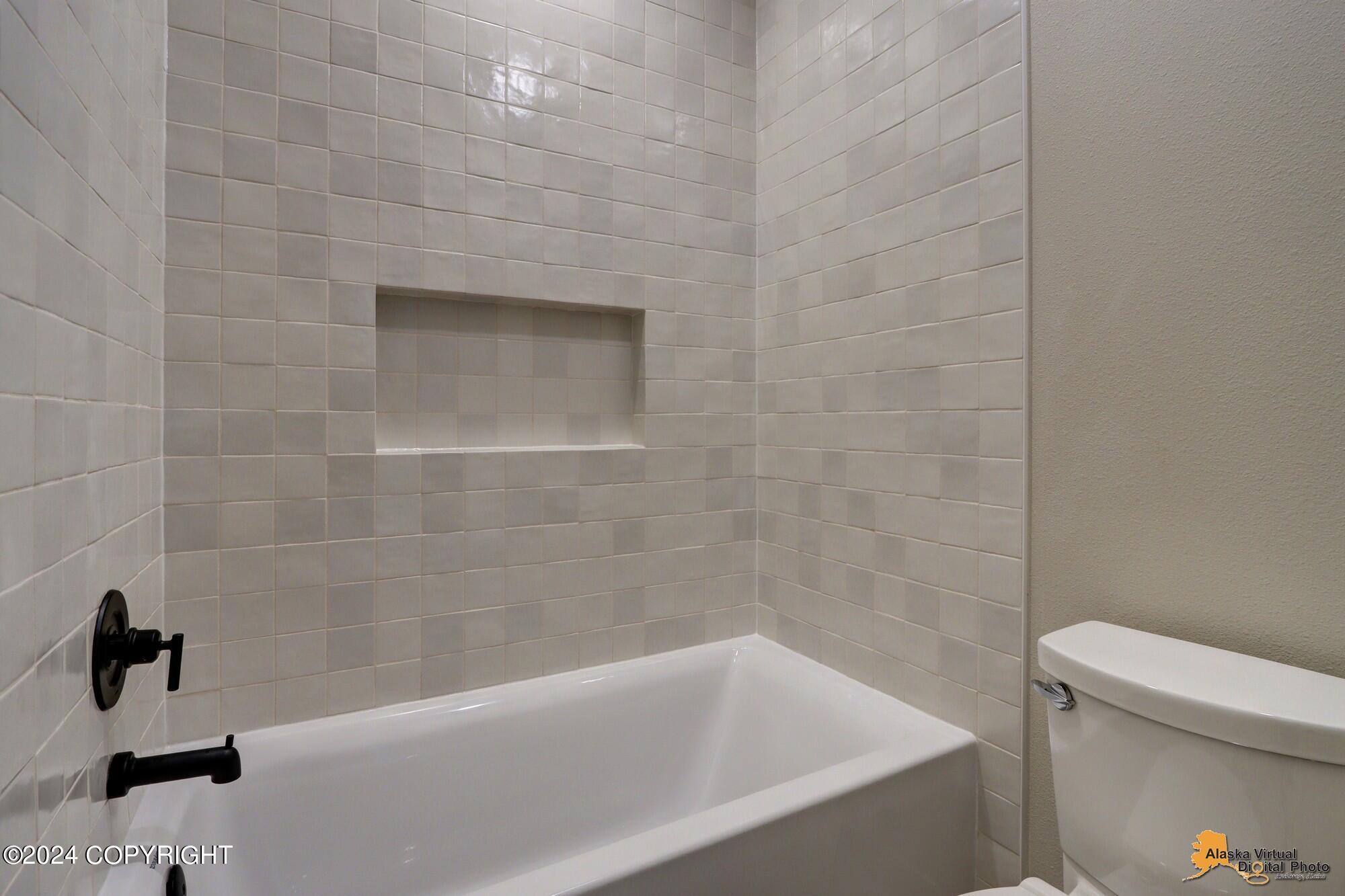 Anchorage, Alaska, 99516, United States, ,3 BathroomsBathrooms,Residential,Active,1770176