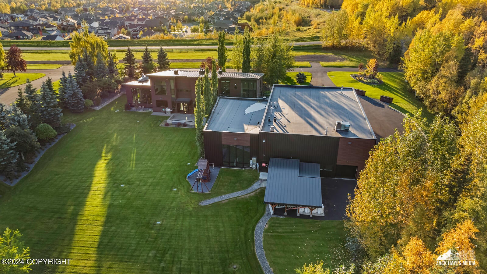Anchorage, Alaska, 99516, United States, 4 Bedrooms Bedrooms, ,7 BathroomsBathrooms,Residential,Active,1849221