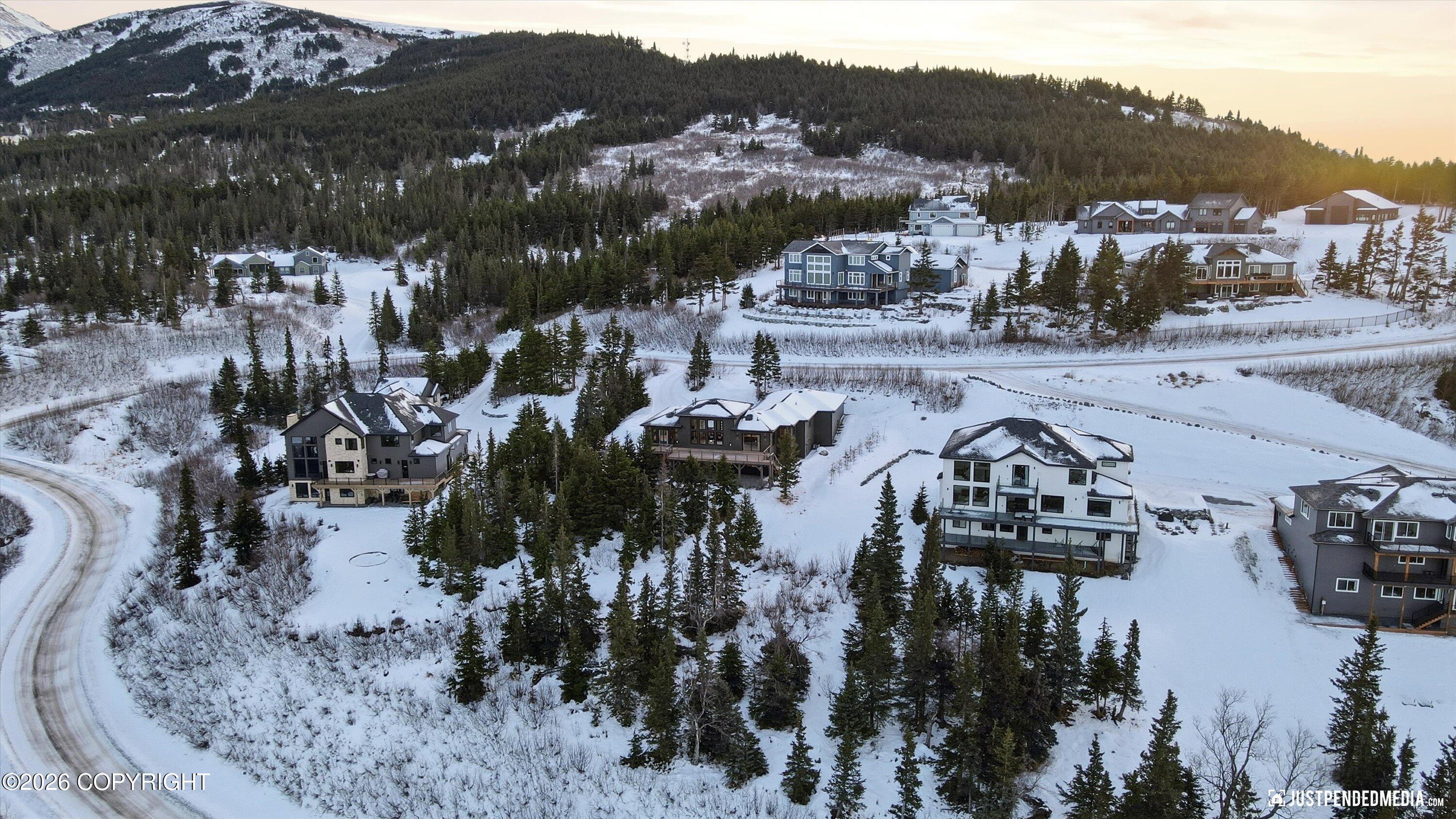 Anchorage, Alaska, 99516, United States, 4 Bedrooms Bedrooms, ,6 BathroomsBathrooms,Residential,Active,2011878