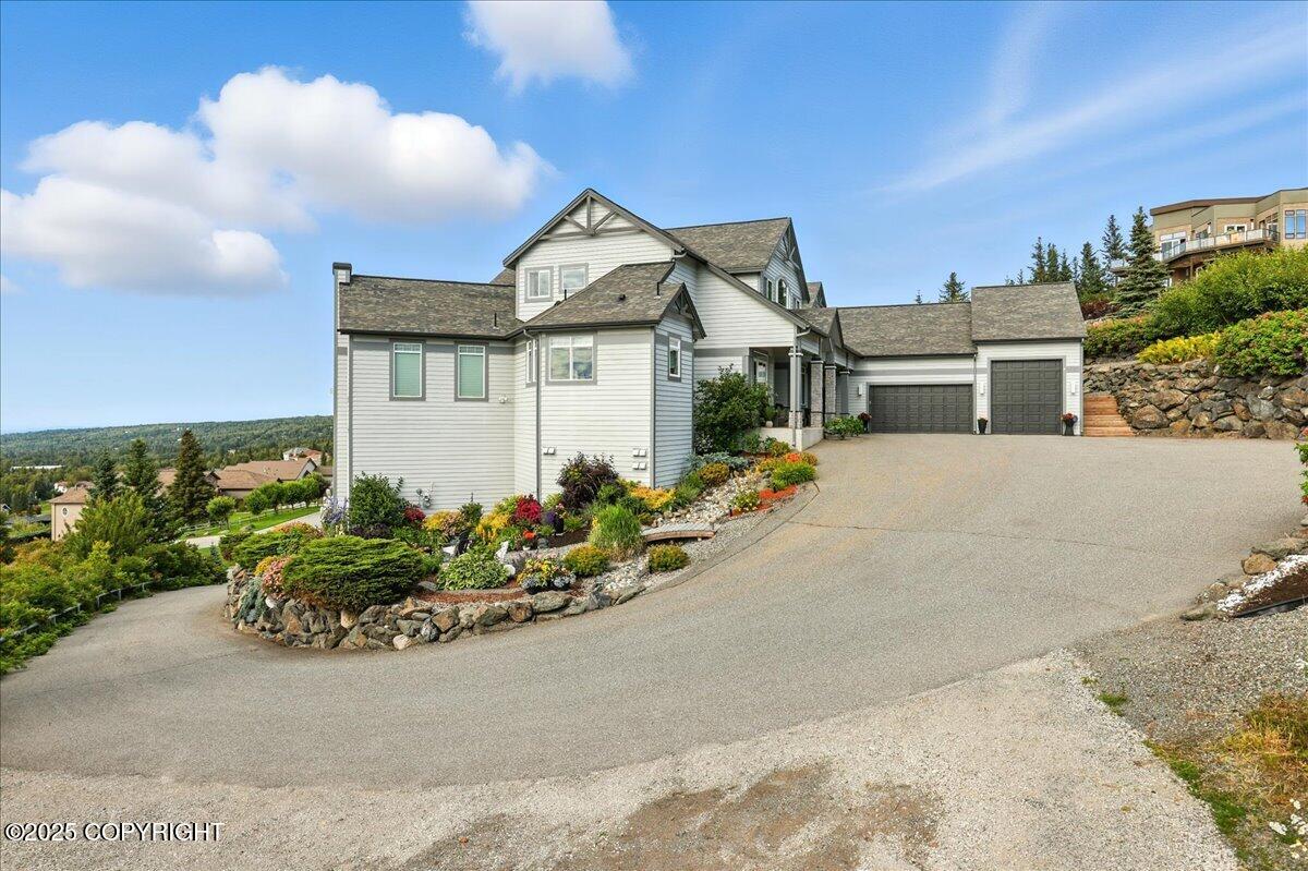 Anchorage, Alaska, 99516, United States, 6 Bedrooms Bedrooms, ,5 BathroomsBathrooms,Residential,Active,1914593