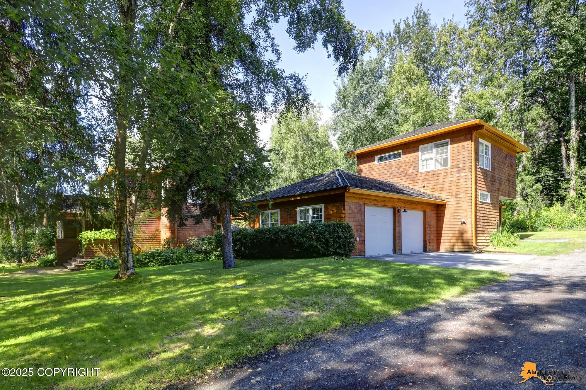 Anchorage, Alaska, 99501, United States, 4 Bedrooms Bedrooms, ,5 BathroomsBathrooms,Residential,Active,1920233