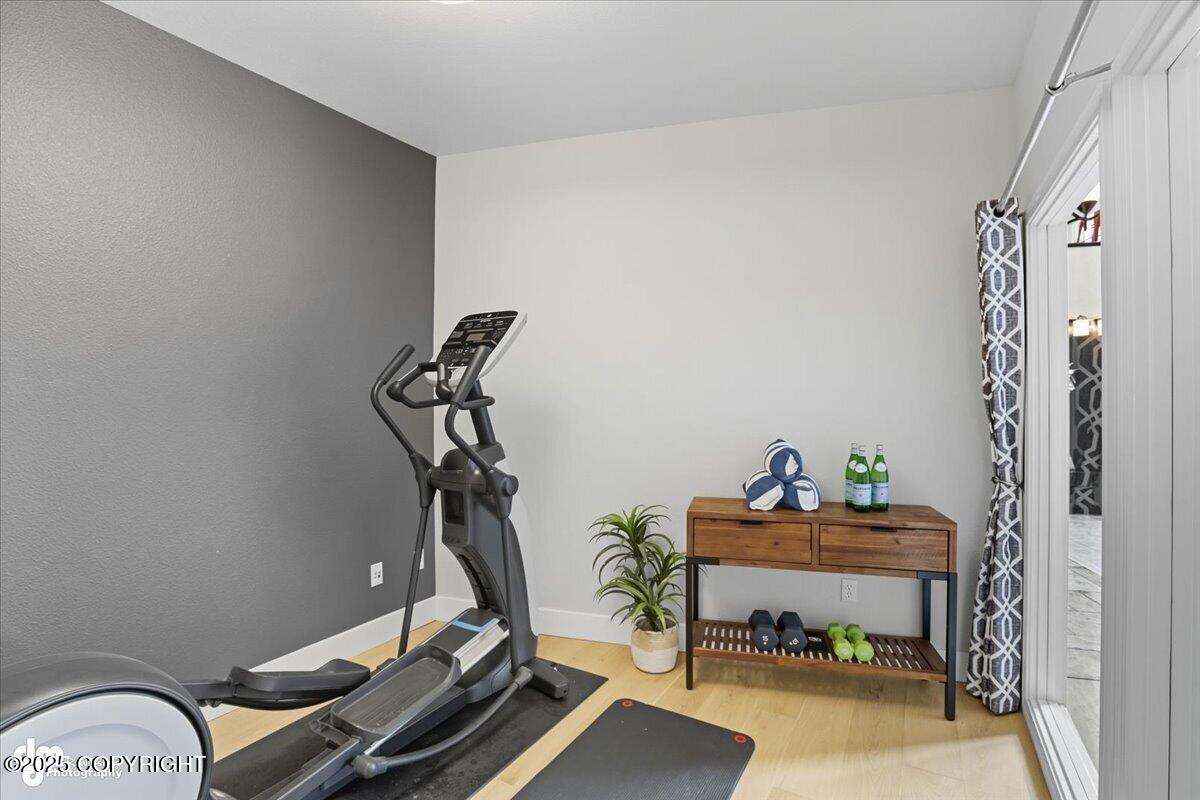 Anchorage, Alaska, 99516, United States, 4 Bedrooms Bedrooms, ,4 BathroomsBathrooms,Residential,Active,1941353