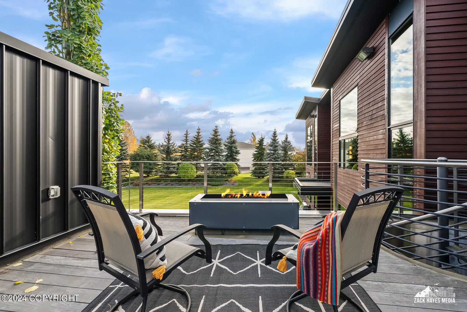 Anchorage, Alaska, 99516, United States, 4 Bedrooms Bedrooms, ,7 BathroomsBathrooms,Residential,Active,1849221