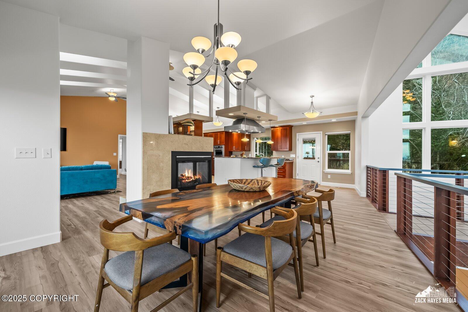 Anchorage, Alaska, 99507, United States, 4 Bedrooms Bedrooms, ,4 BathroomsBathrooms,Residential,Active,1965789