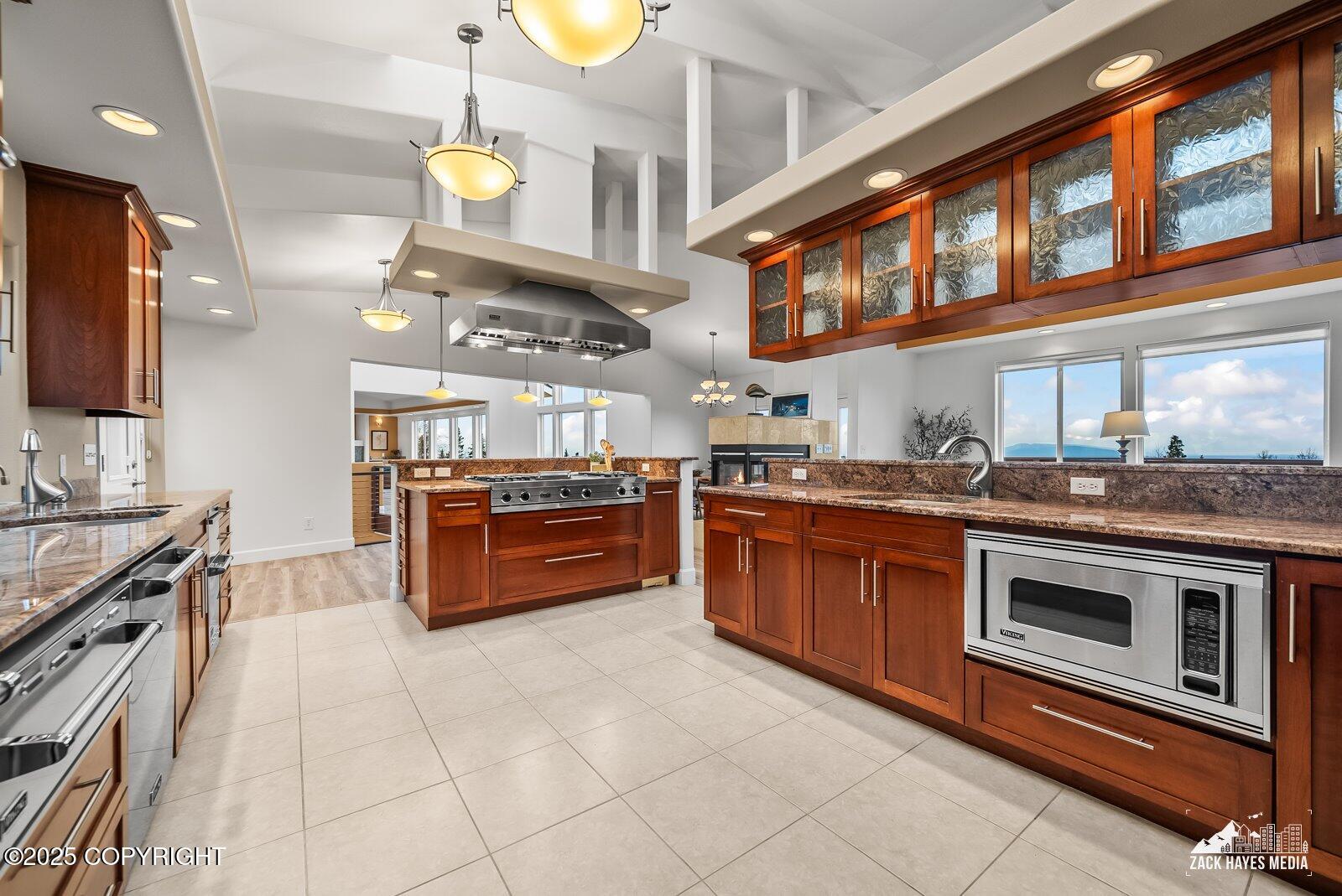 Anchorage, Alaska, 99507, United States, 4 Bedrooms Bedrooms, ,4 BathroomsBathrooms,Residential,Active,1965789