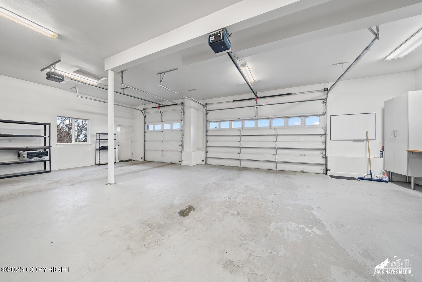 Anchorage, Alaska, 99507, United States, 4 Bedrooms Bedrooms, ,4 BathroomsBathrooms,Residential,Active,1965789