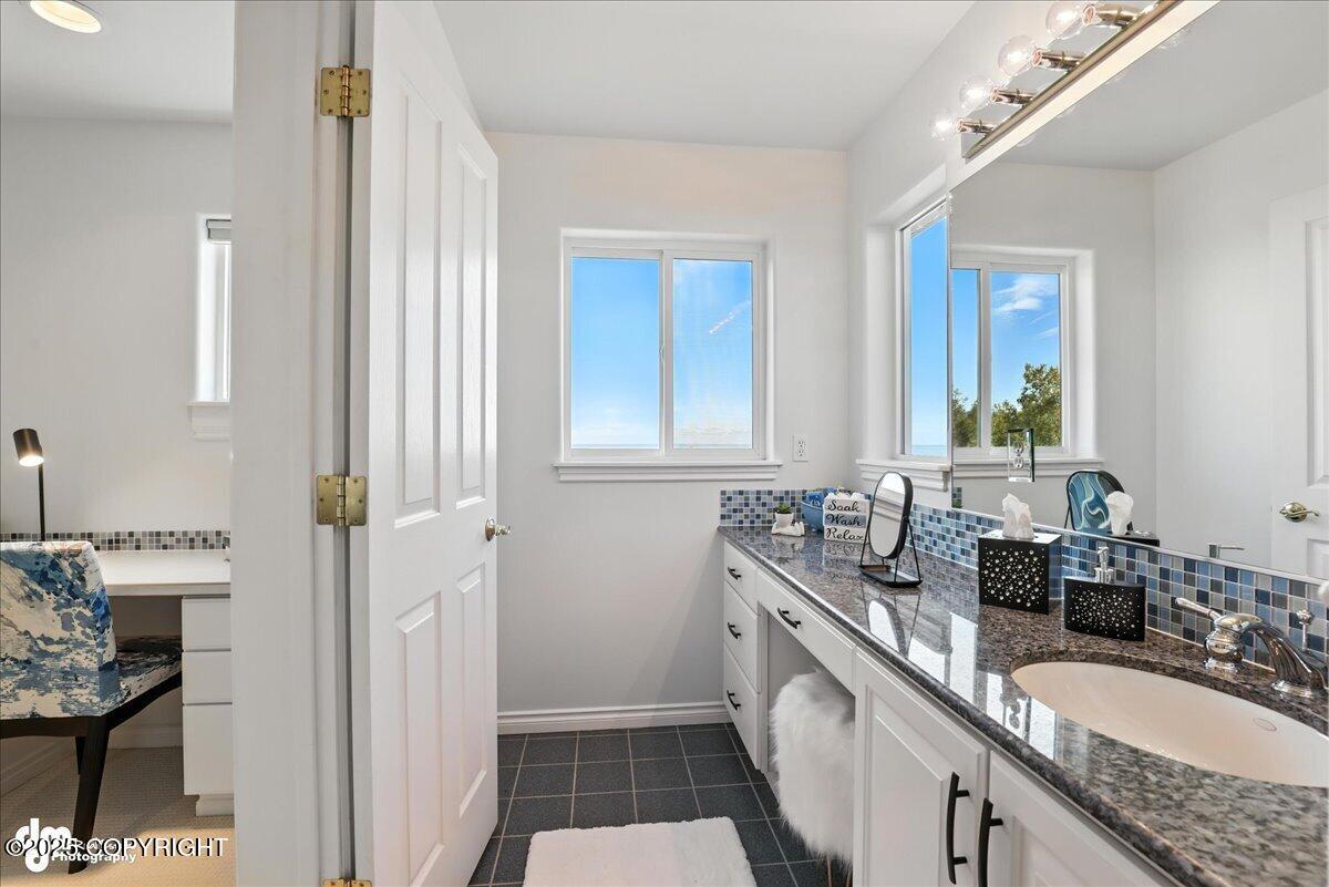 Anchorage, Alaska, 99516, United States, 6 Bedrooms Bedrooms, ,5 BathroomsBathrooms,Residential,Active,1914593