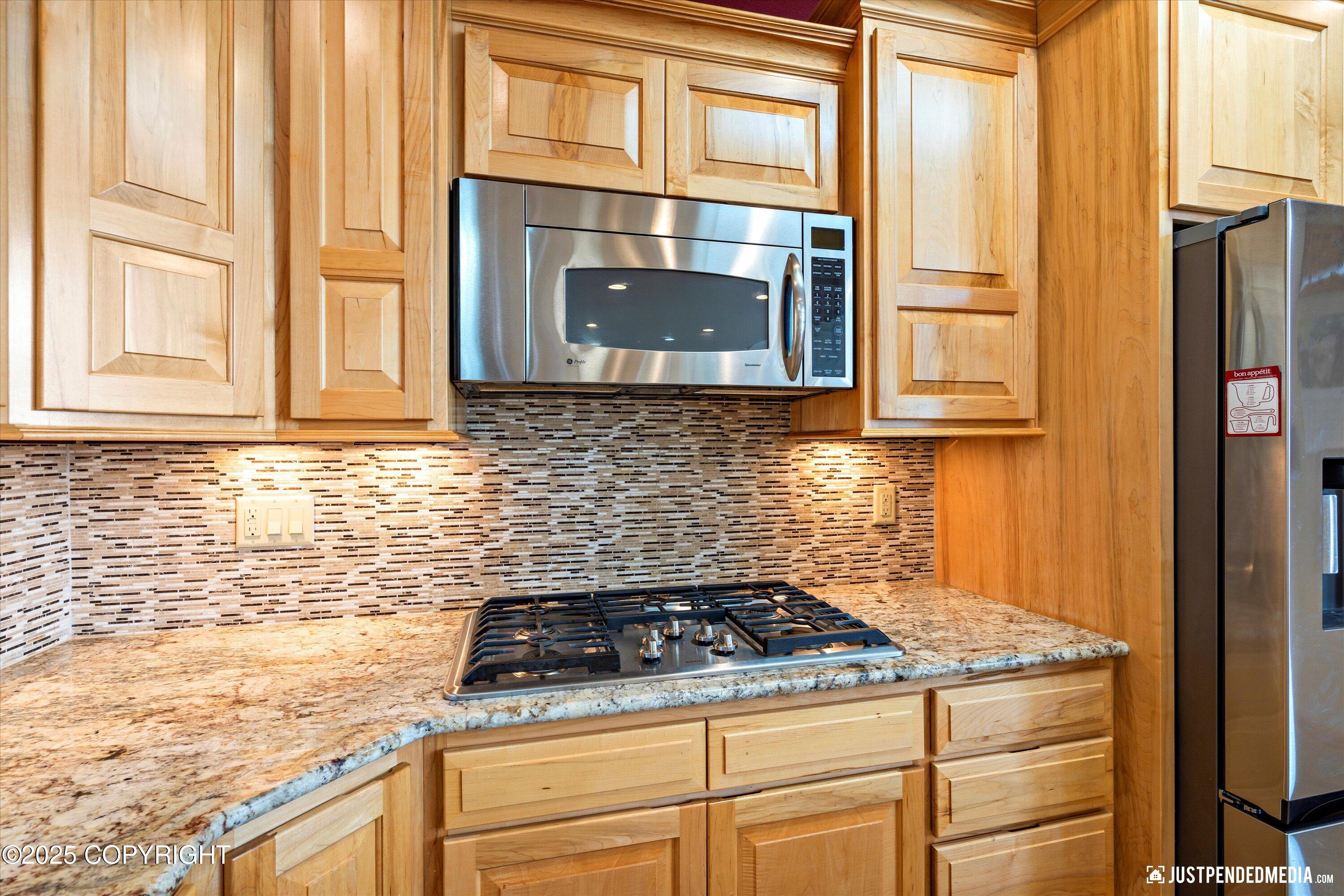 Eagle River, Alaska, 99577, United States, 4 Bedrooms Bedrooms, ,5 BathroomsBathrooms,Residential,Active,1849197