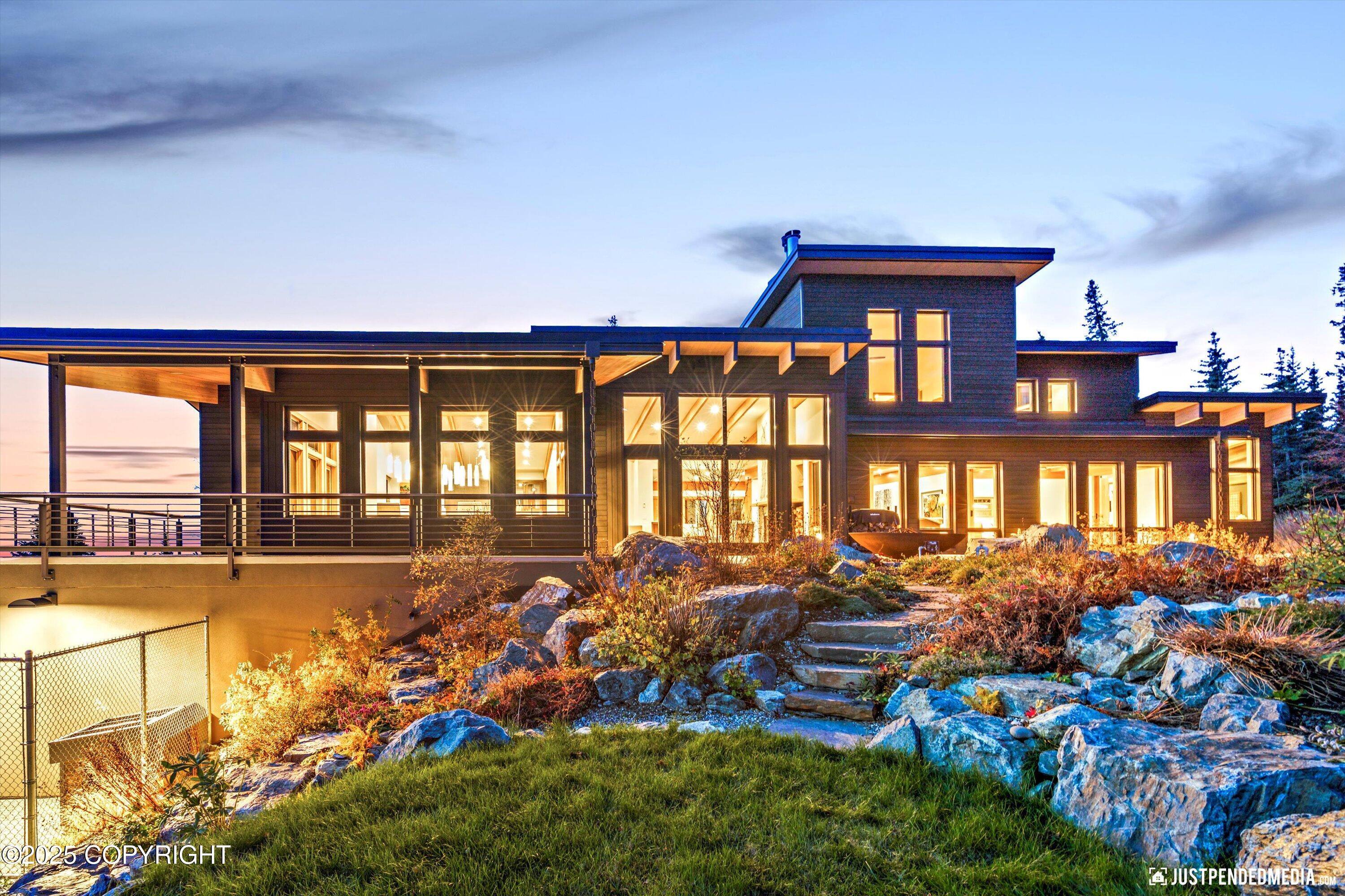 Anchorage, Alaska, 99507, United States, 3 Bedrooms Bedrooms, ,3 BathroomsBathrooms,Residential,Active,1964460