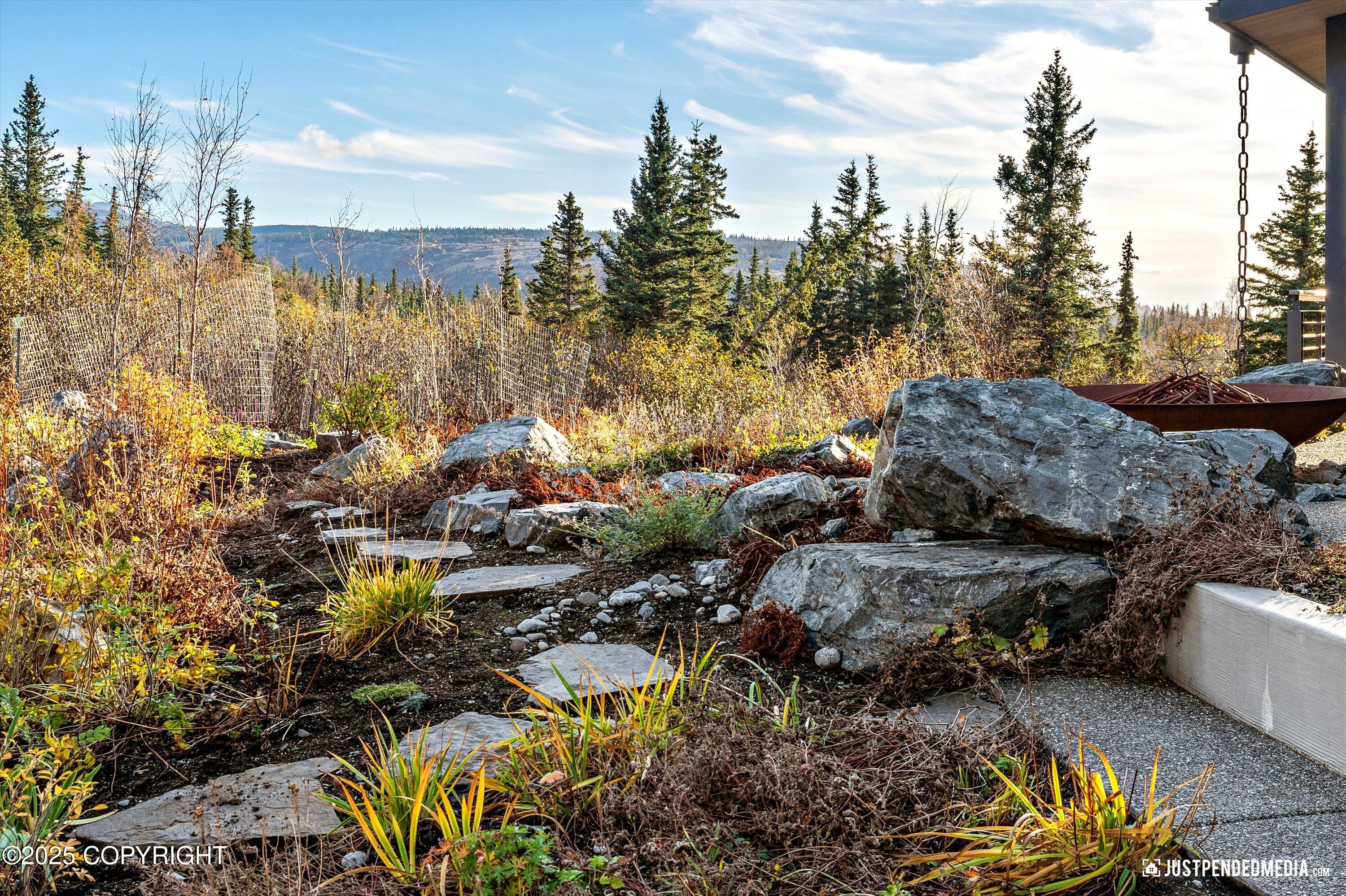 Anchorage, Alaska, 99507, United States, 3 Bedrooms Bedrooms, ,3 BathroomsBathrooms,Residential,Active,1964460