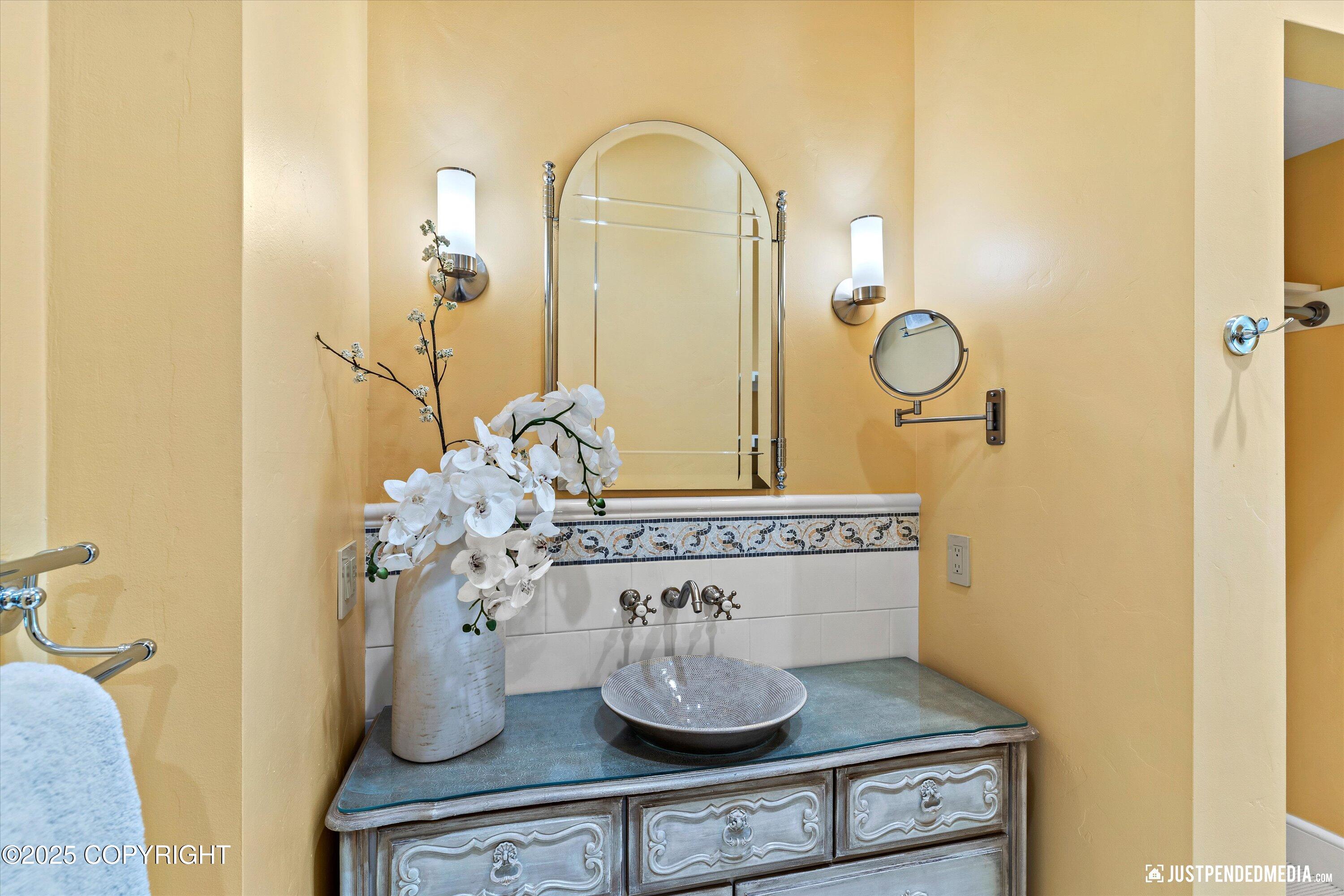 Anchorage, Alaska, 99502, United States, 5 Bedrooms Bedrooms, ,8 BathroomsBathrooms,Residential,Active,1964267