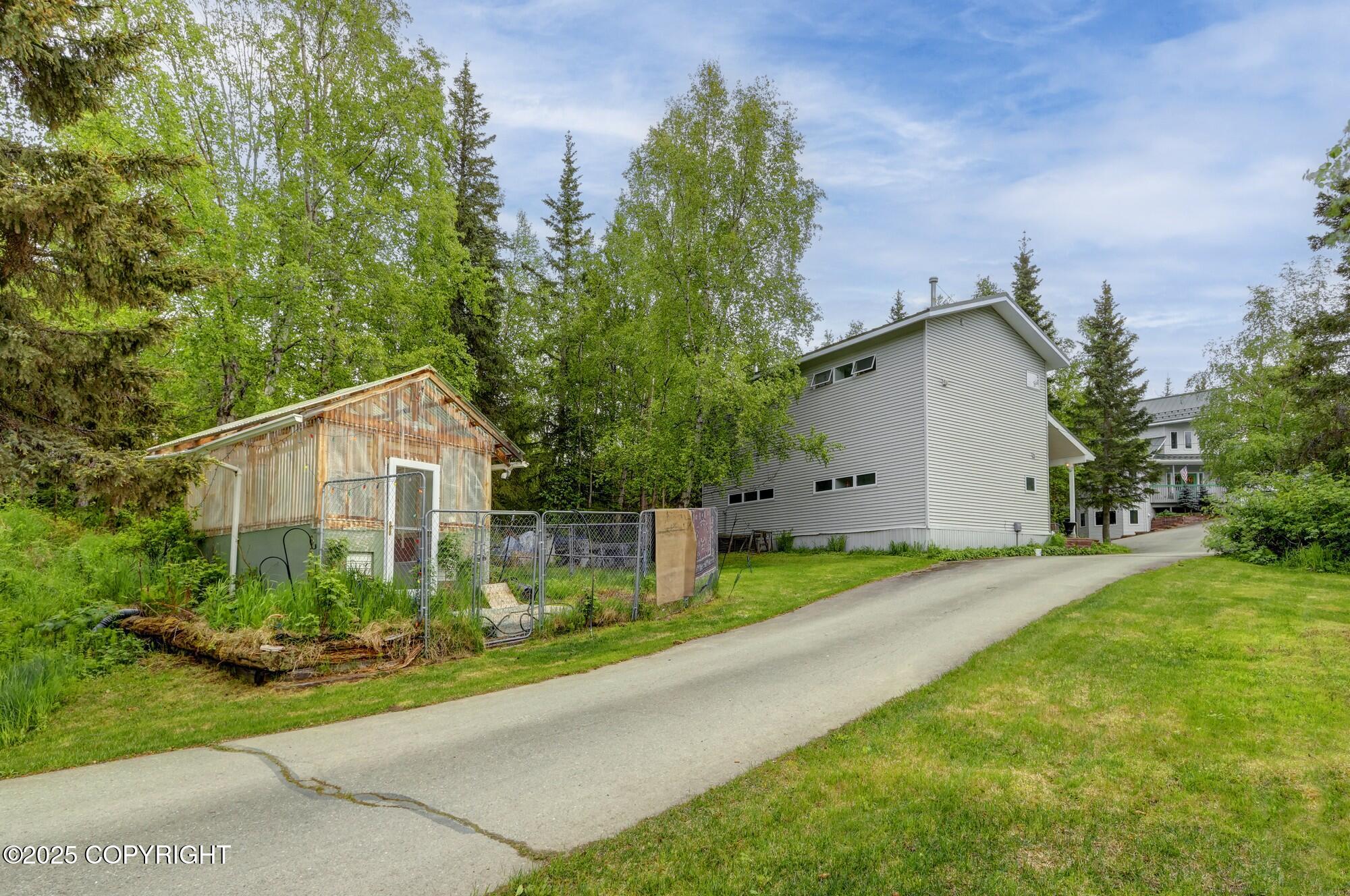 Anchorage, Alaska, 99516, United States, 4 Bedrooms Bedrooms, ,5 BathroomsBathrooms,Residential,Active,1914594