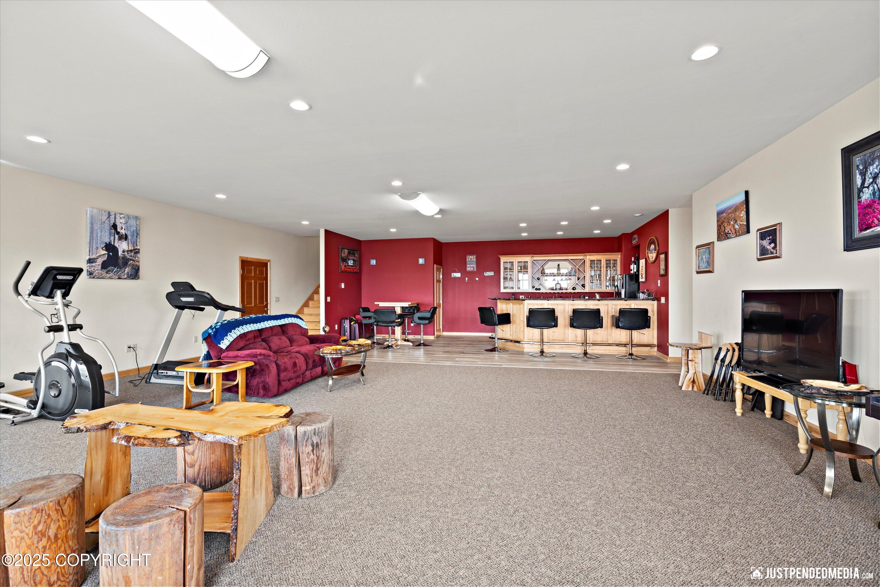 Eagle River, Alaska, 99577, United States, 4 Bedrooms Bedrooms, ,5 BathroomsBathrooms,Residential,Active,1849197