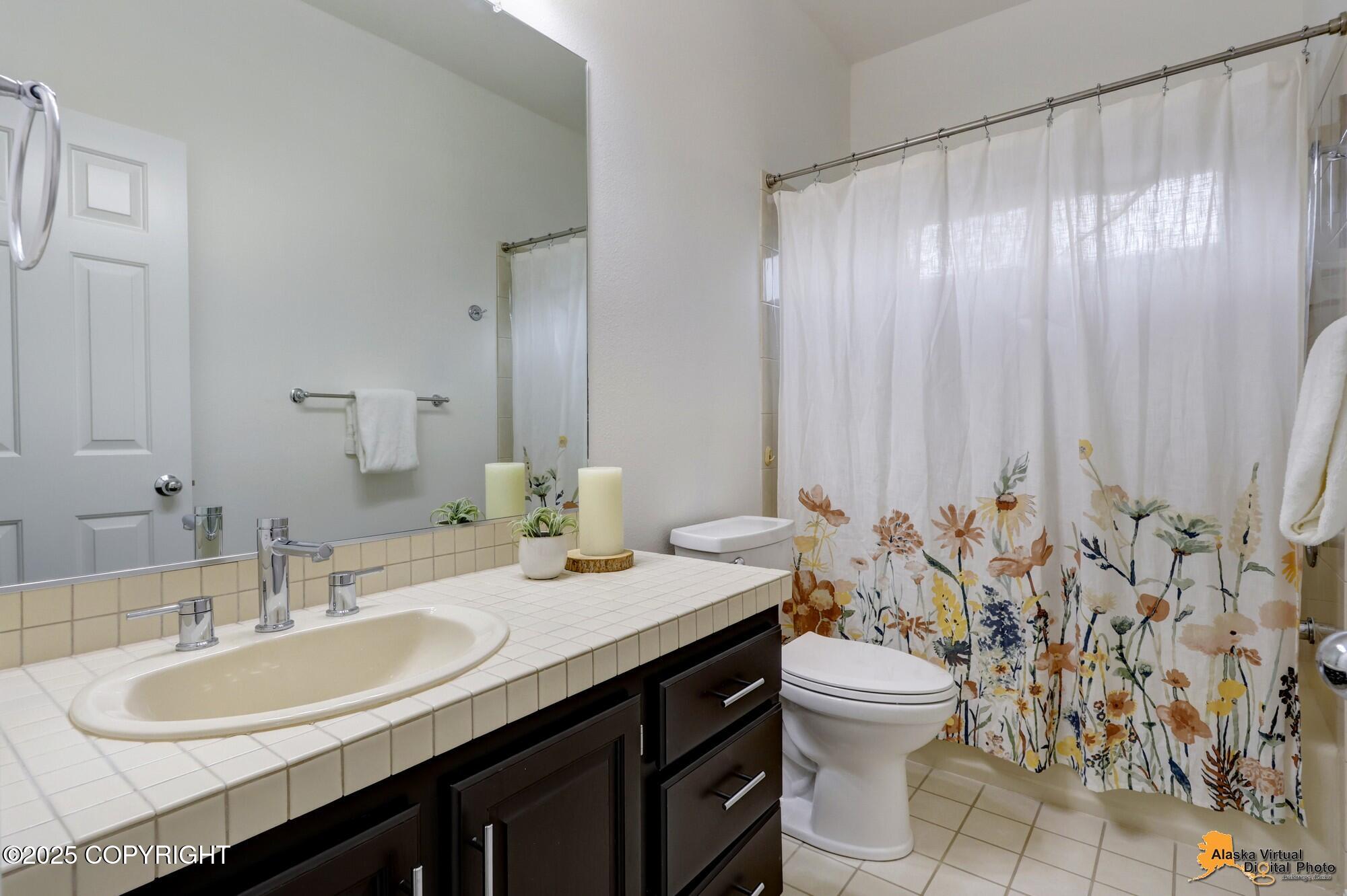 Anchorage, Alaska, 99516, United States, 3 Bedrooms Bedrooms, ,4 BathroomsBathrooms,Residential,Active,1936614