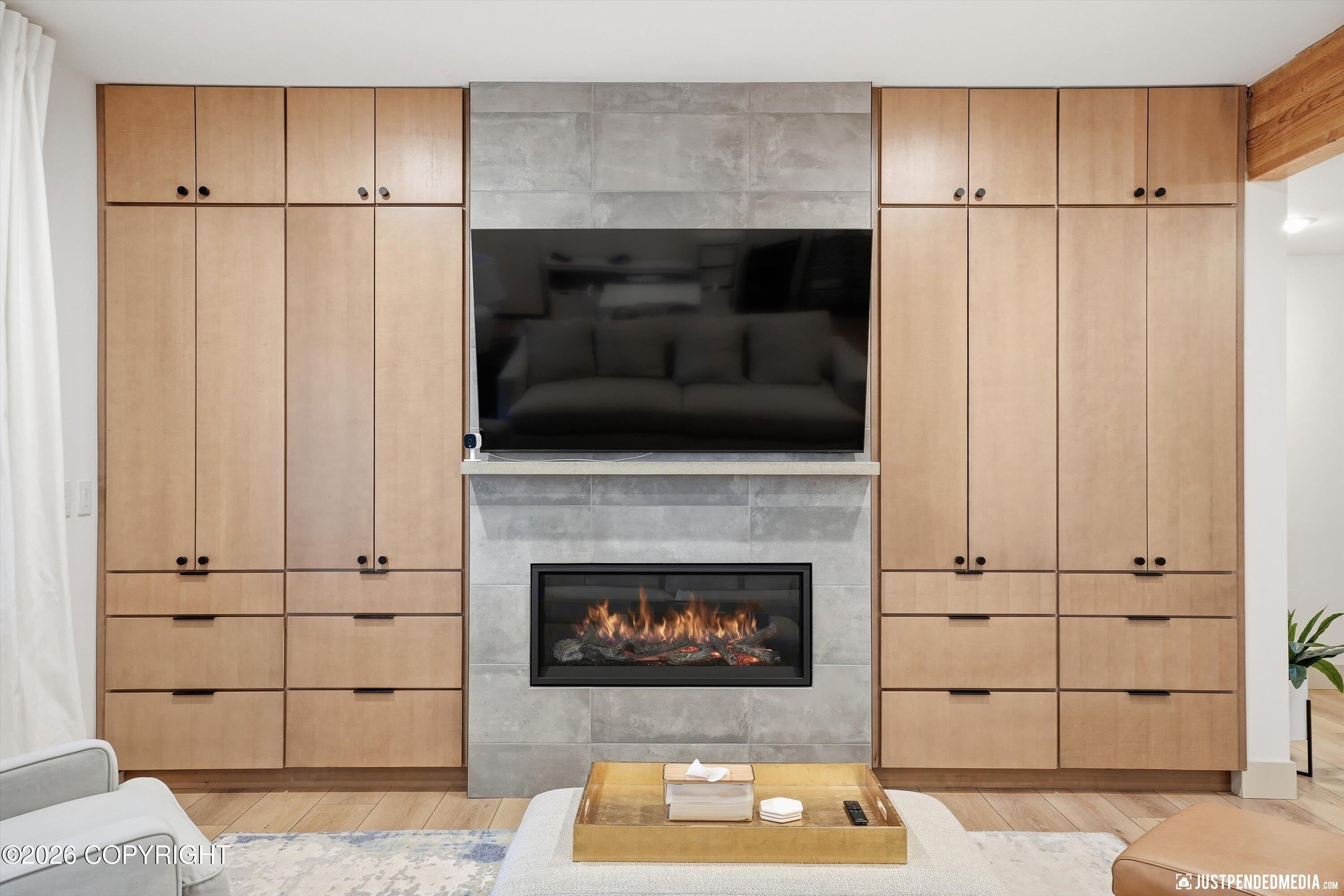 Anchorage, Alaska, 99516, United States, 4 Bedrooms Bedrooms, ,6 BathroomsBathrooms,Residential,Active,2011878