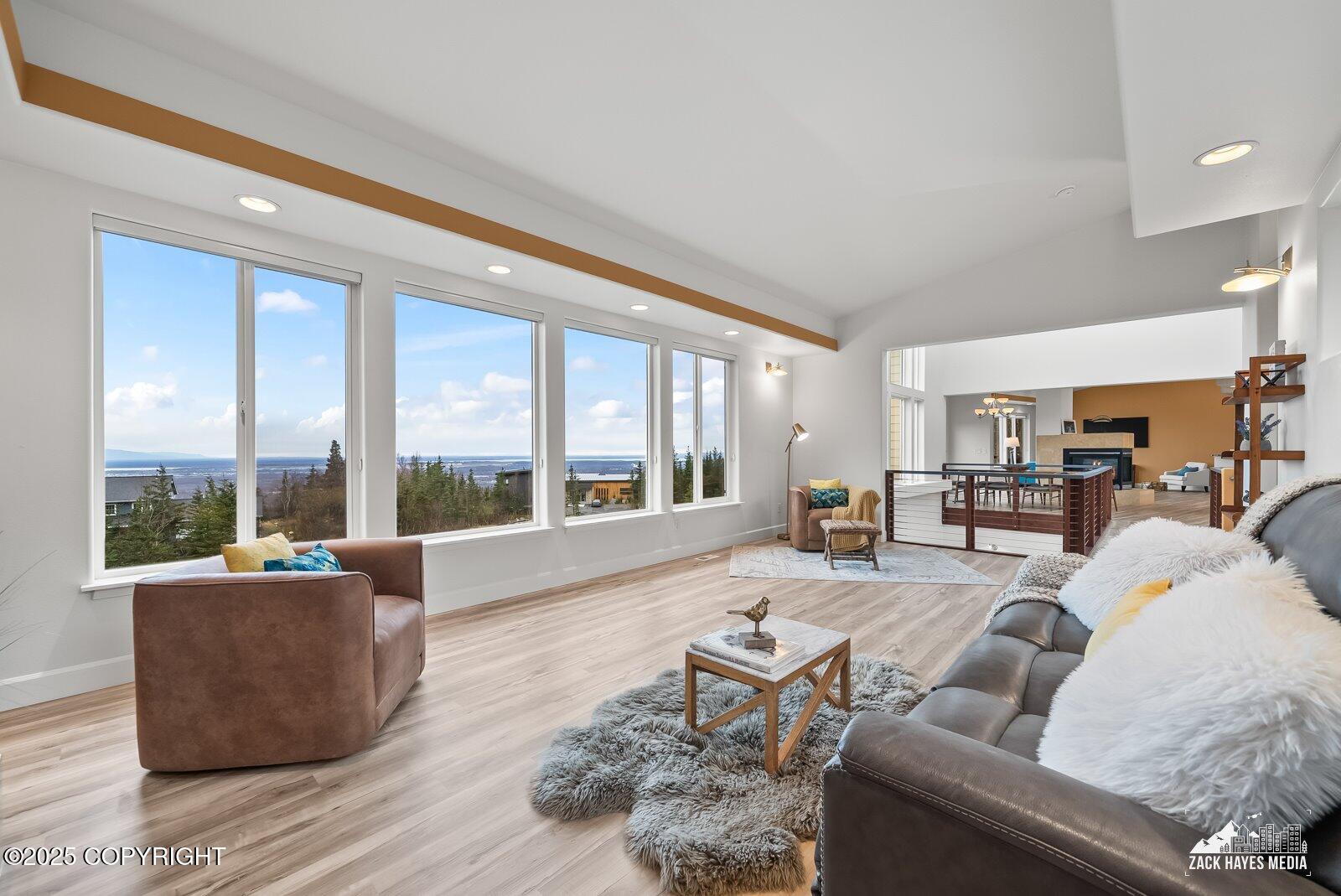 Anchorage, Alaska, 99507, United States, 4 Bedrooms Bedrooms, ,4 BathroomsBathrooms,Residential,Active,1965789