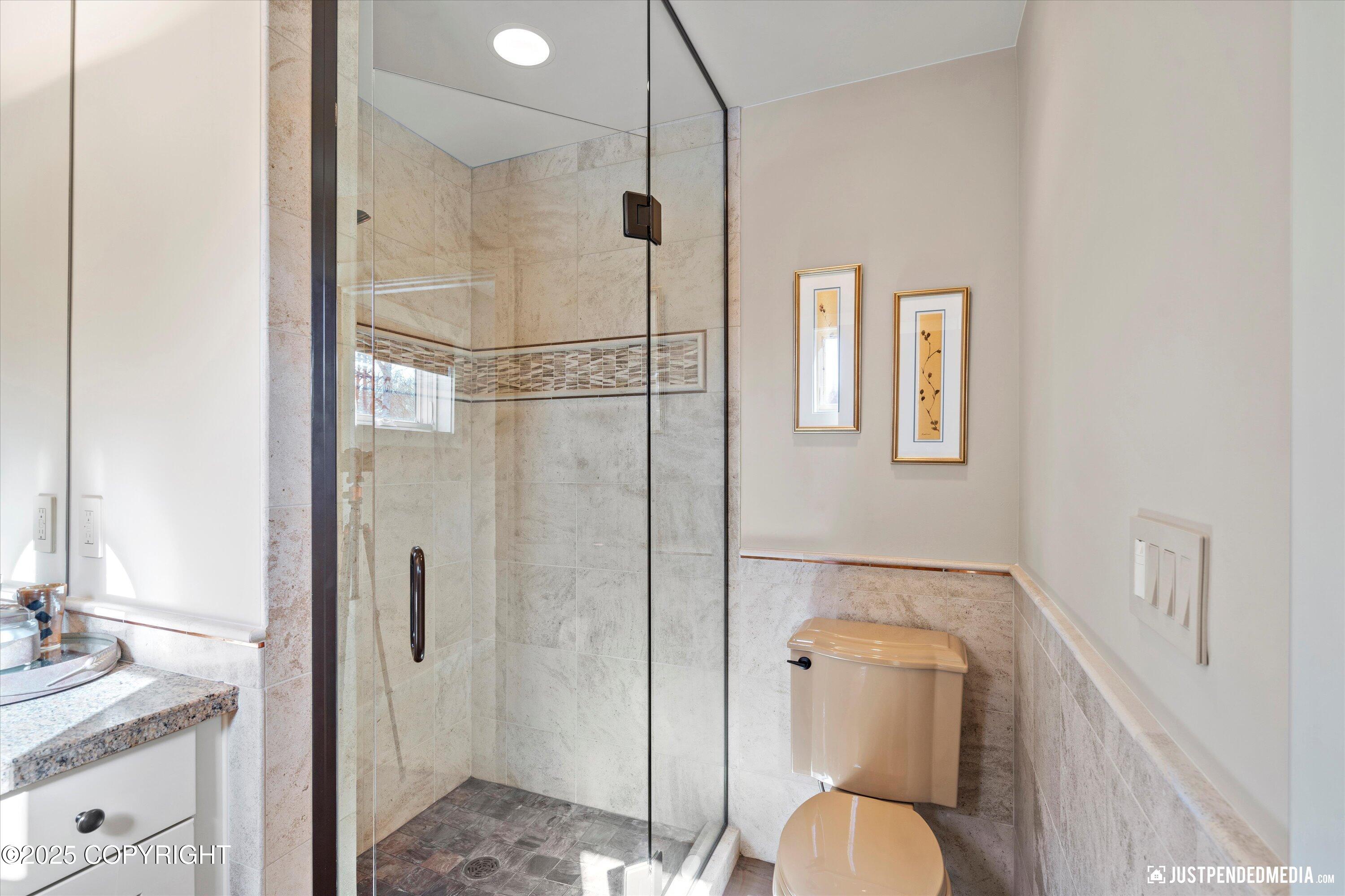 Anchorage, Alaska, 99517, United States, 3 Bedrooms Bedrooms, ,5 BathroomsBathrooms,Residential,Active,1849181