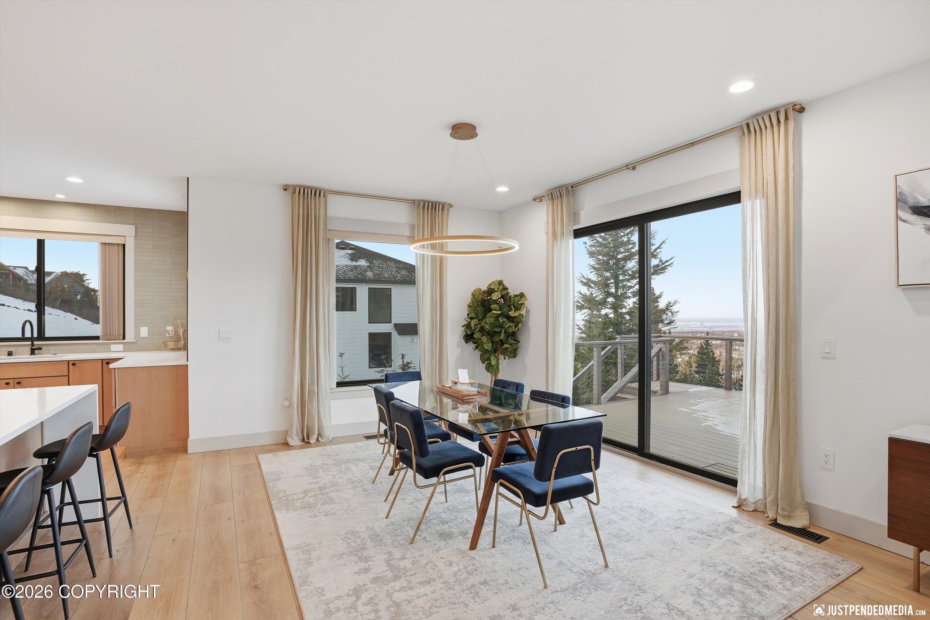 Anchorage, Alaska, 99516, United States, 4 Bedrooms Bedrooms, ,6 BathroomsBathrooms,Residential,Active,2011878