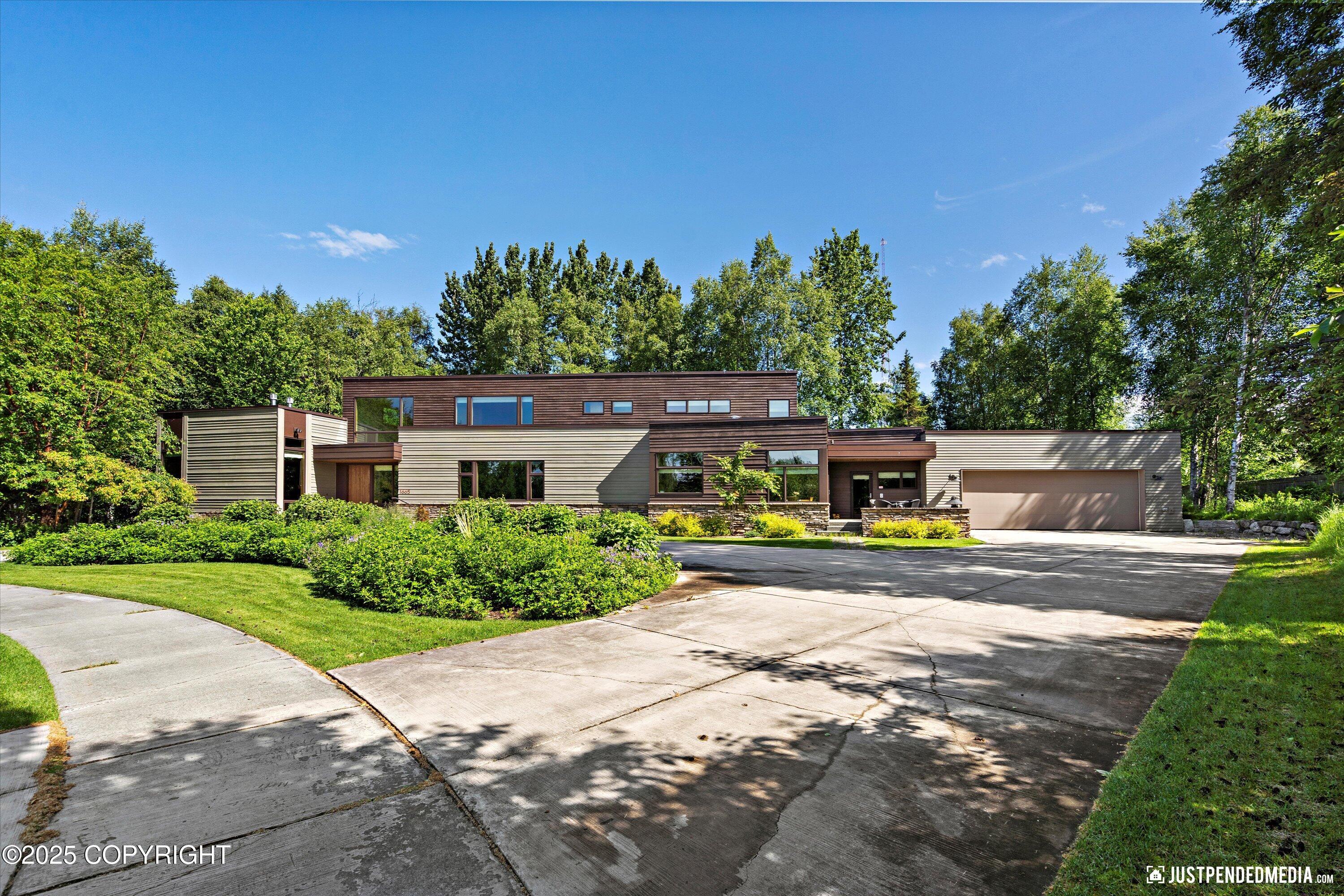 Anchorage, Alaska, 99517, United States, 3 Bedrooms Bedrooms, ,5 BathroomsBathrooms,Residential,Active,1849181