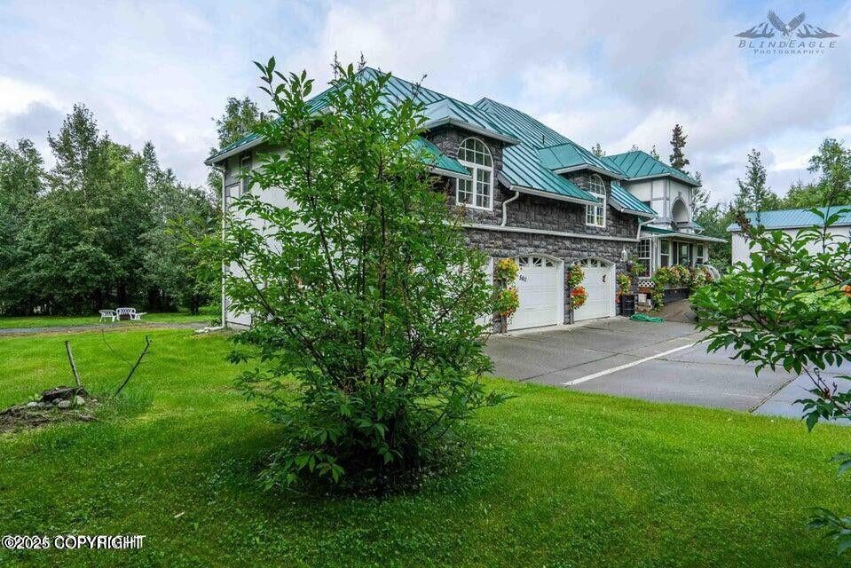 Wasilla, Alaska, 99654, United States, 7 Bedrooms Bedrooms, ,6 BathroomsBathrooms,Residential,Active,2006817