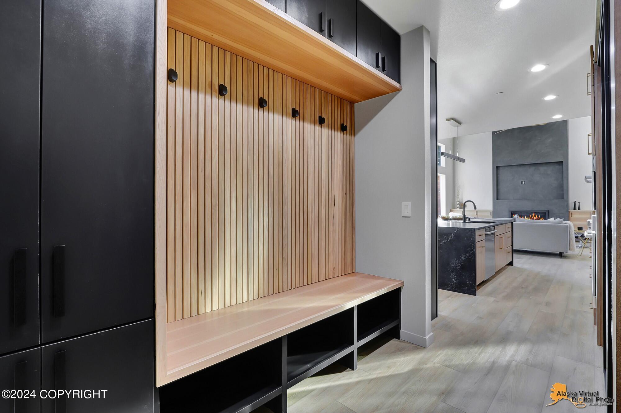 Anchorage, Alaska, 99516, United States, ,3 BathroomsBathrooms,Residential,Active,1770176