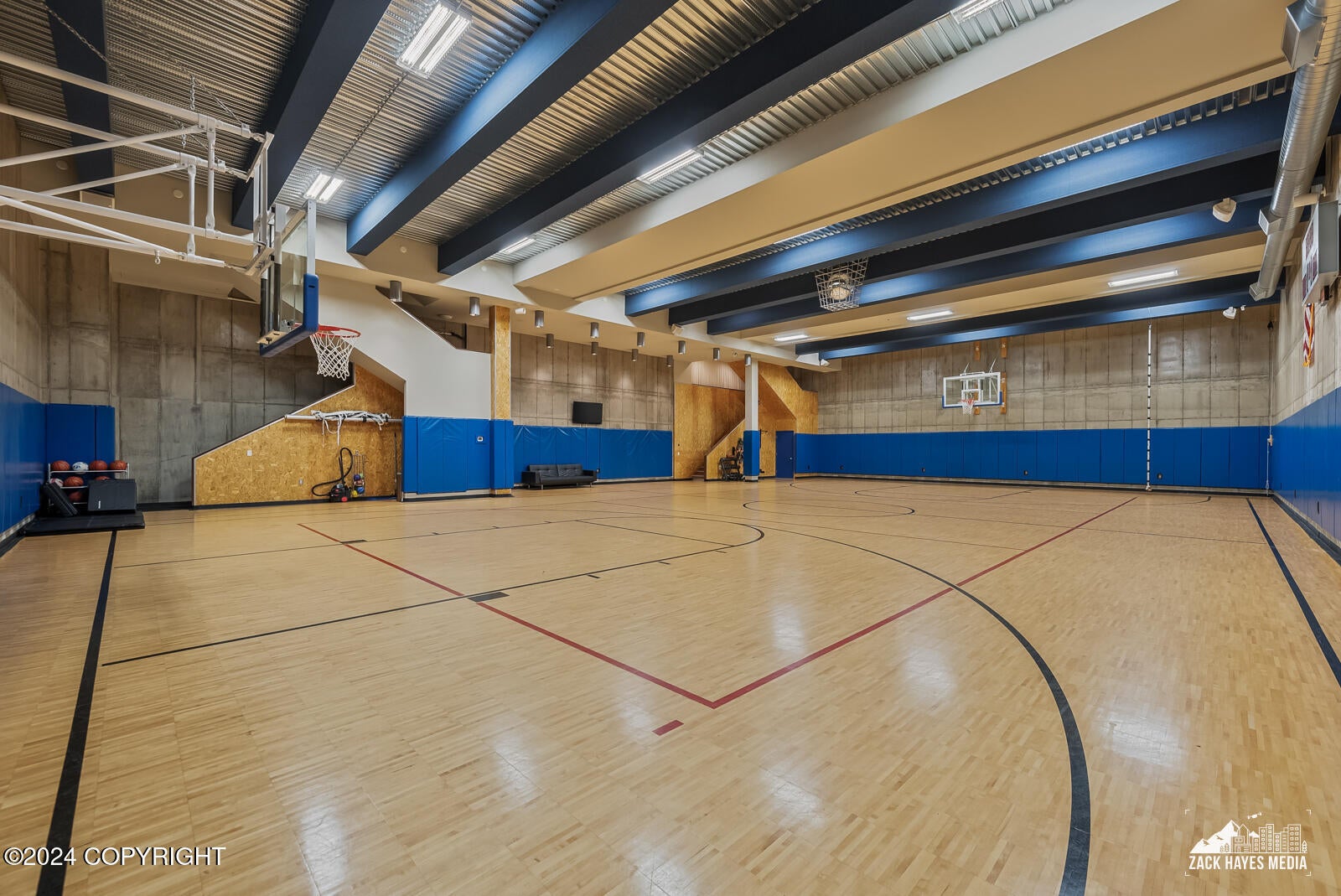 Anchorage, Alaska, 99516, United States, 4 Bedrooms Bedrooms, ,7 BathroomsBathrooms,Residential,Active,1849221