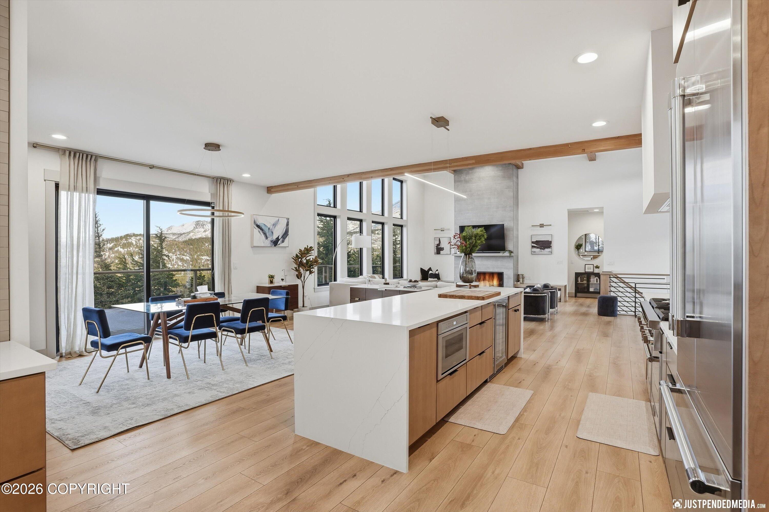 Anchorage, Alaska, 99516, United States, 4 Bedrooms Bedrooms, ,6 BathroomsBathrooms,Residential,Active,2011878