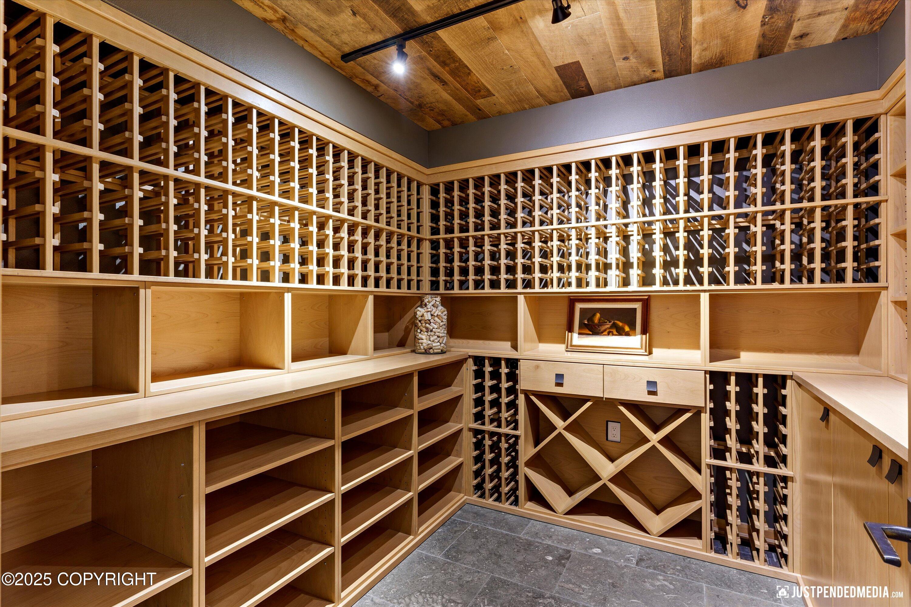 Anchorage, Alaska, 99507, United States, 3 Bedrooms Bedrooms, ,3 BathroomsBathrooms,Residential,Active,1964460