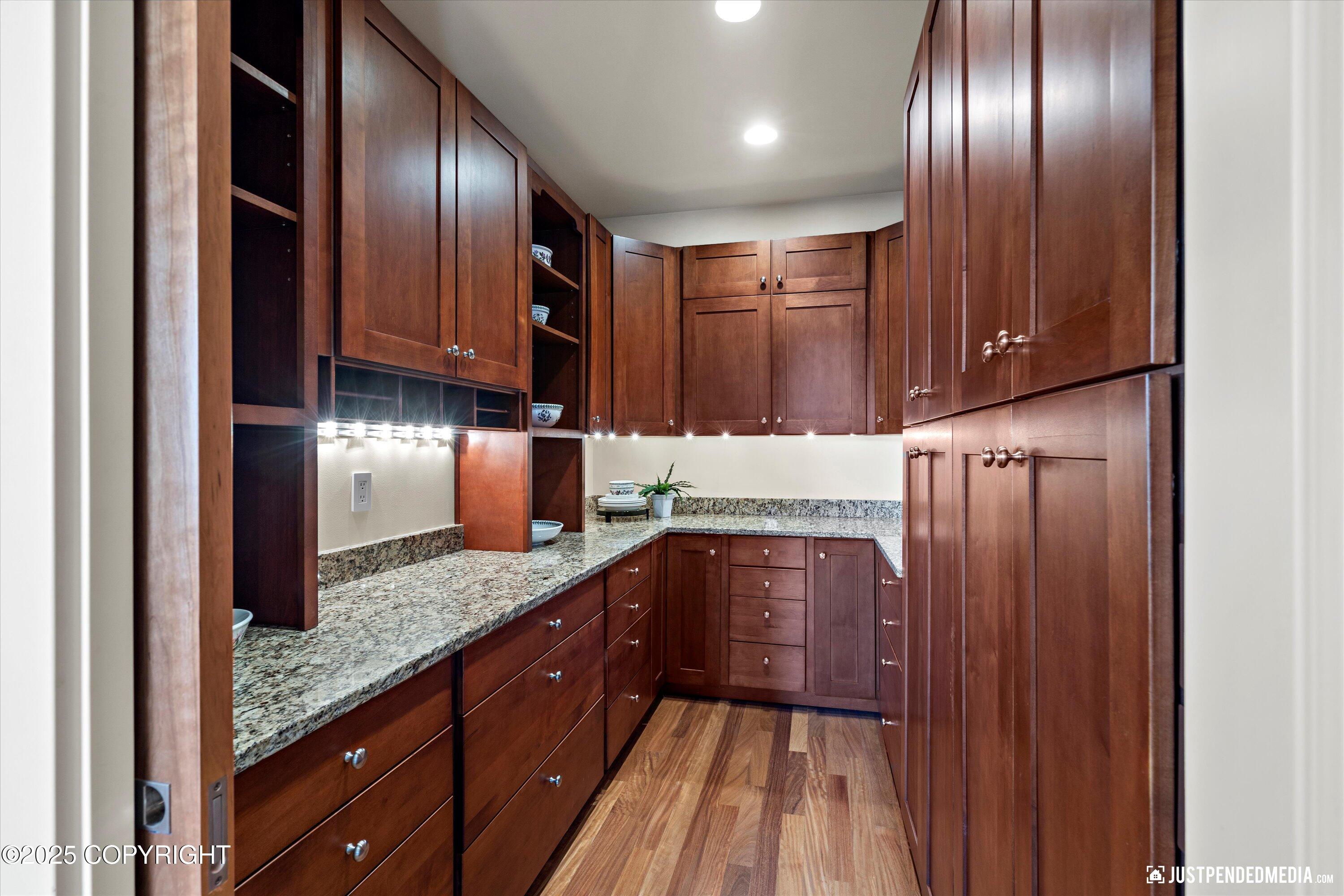 Anchorage, Alaska, 99517, United States, 3 Bedrooms Bedrooms, ,5 BathroomsBathrooms,Residential,Active,1849181