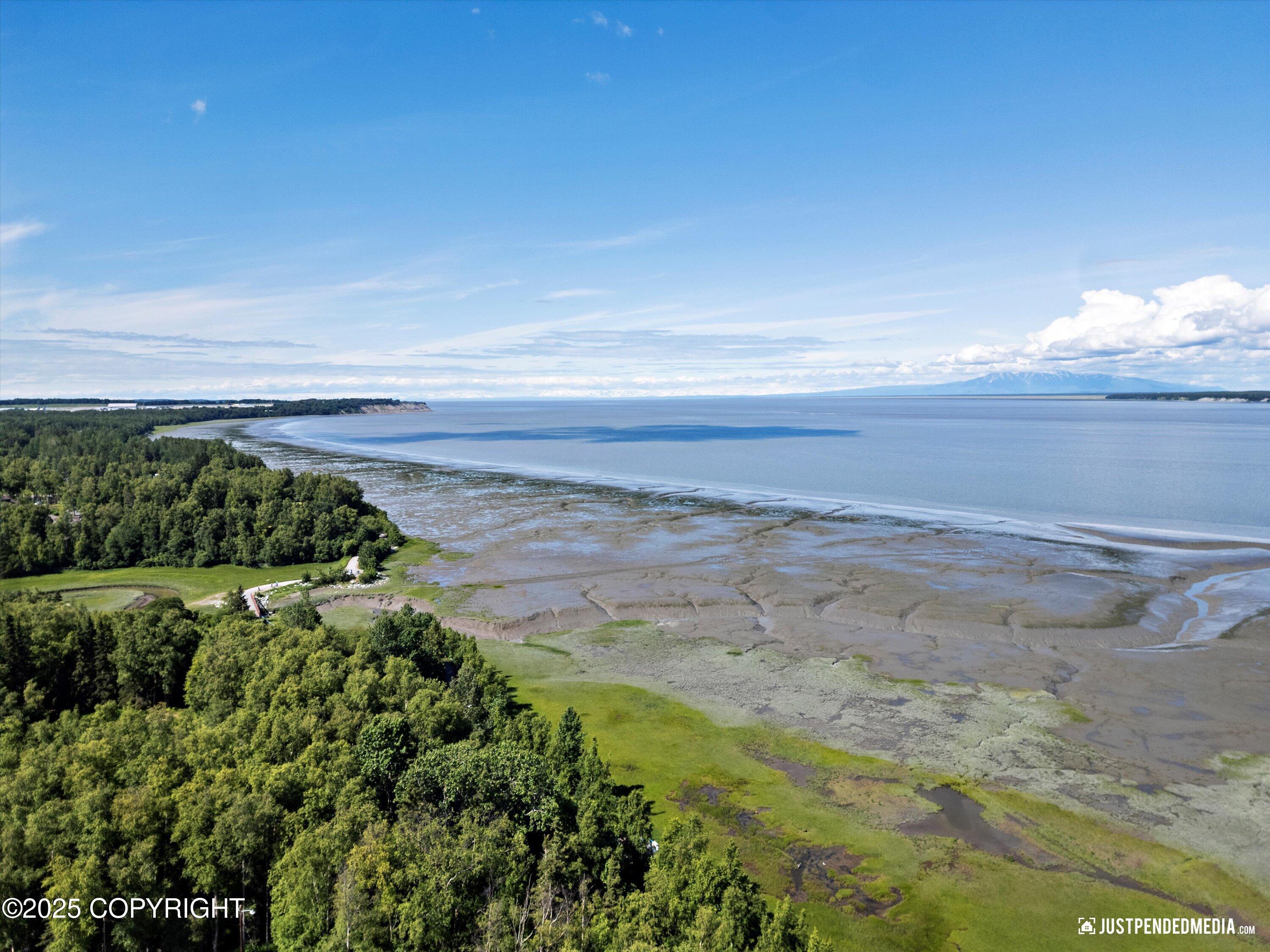 Anchorage, Alaska, 99517, United States, 3 Bedrooms Bedrooms, ,5 BathroomsBathrooms,Residential,Active,1849181