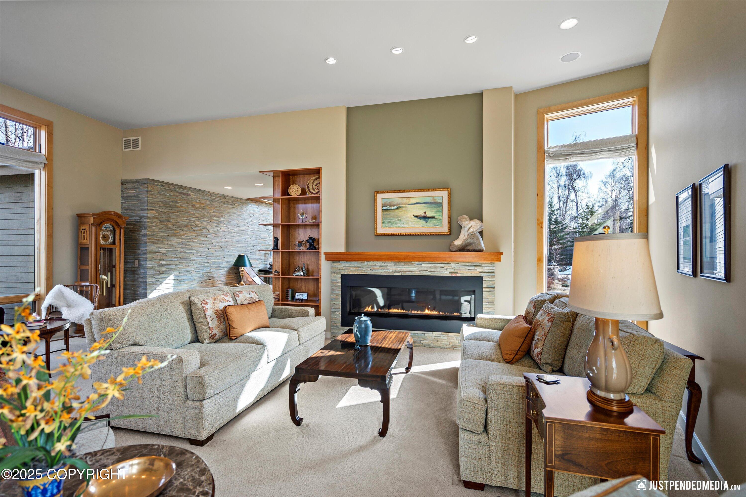 Anchorage, Alaska, 99517, United States, 3 Bedrooms Bedrooms, ,5 BathroomsBathrooms,Residential,Active,1849181