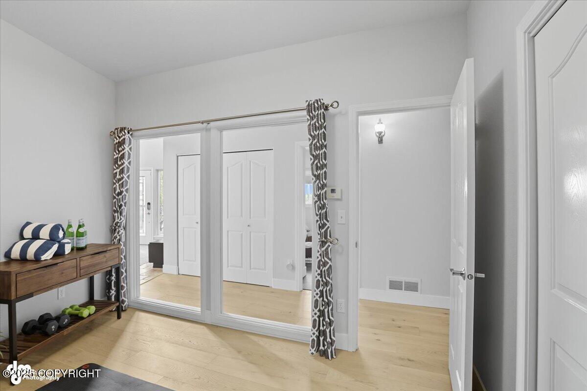 Anchorage, Alaska, 99516, United States, 4 Bedrooms Bedrooms, ,4 BathroomsBathrooms,Residential,Active,1941353