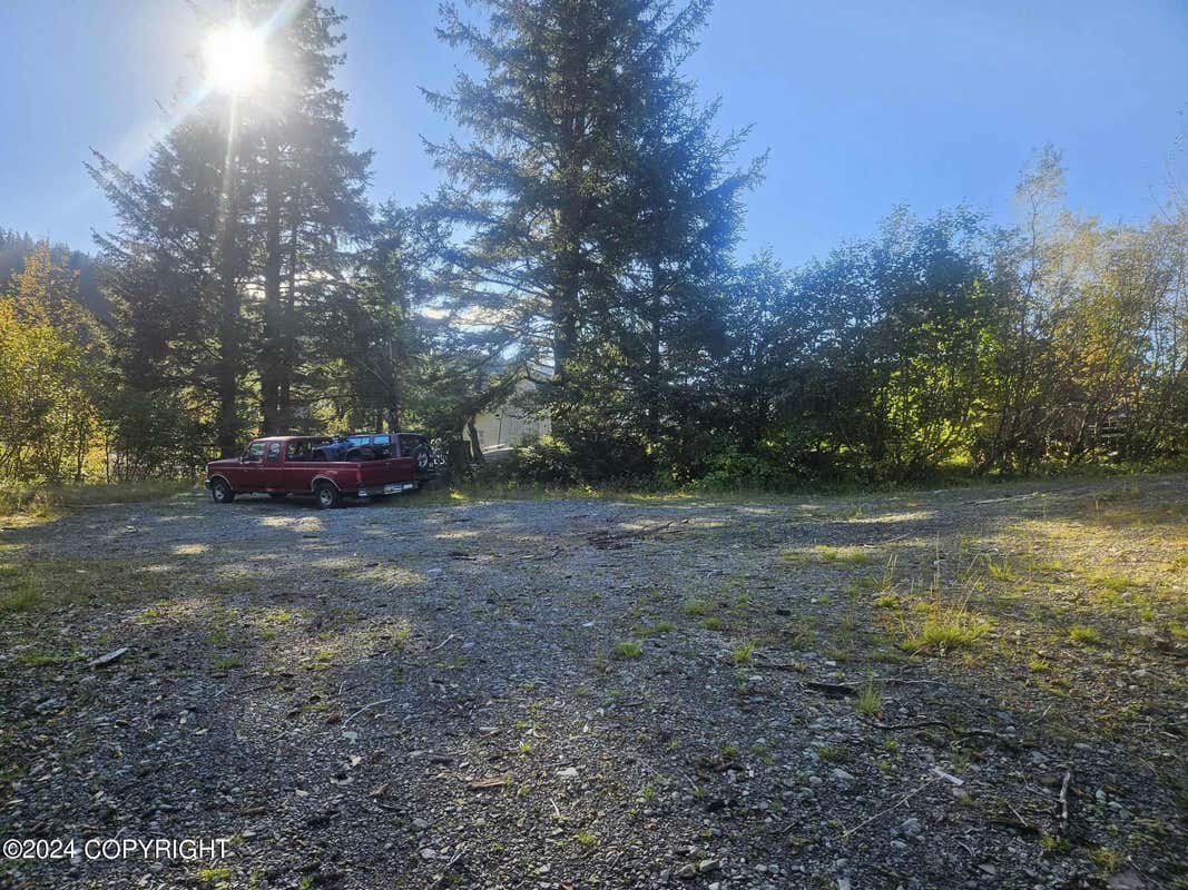 828 LAKE AVE, CORDOVA, AK 99574, photo 1